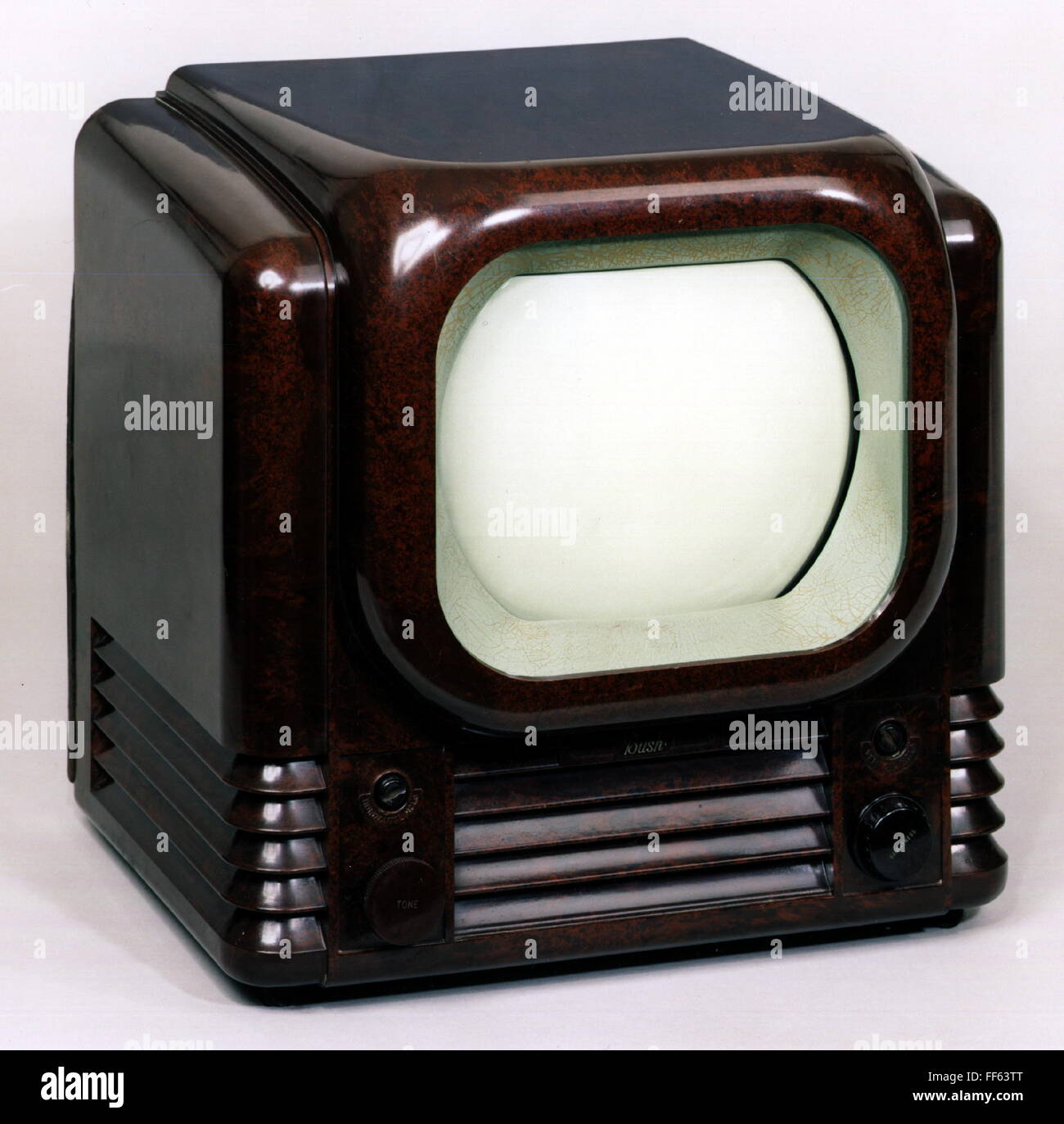 Portable television set fotografías e imágenes de alta resolución - Alamy