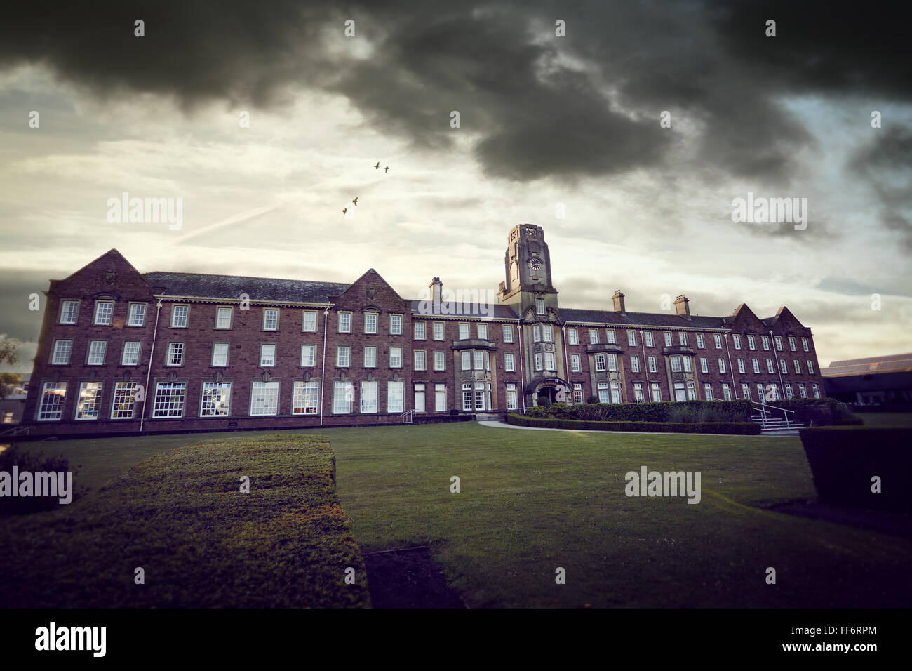 El Campus De La Universidad De Gales En Caerleon Cerca De Newport South Wales Reino Unido Fotografia De Stock Alamy