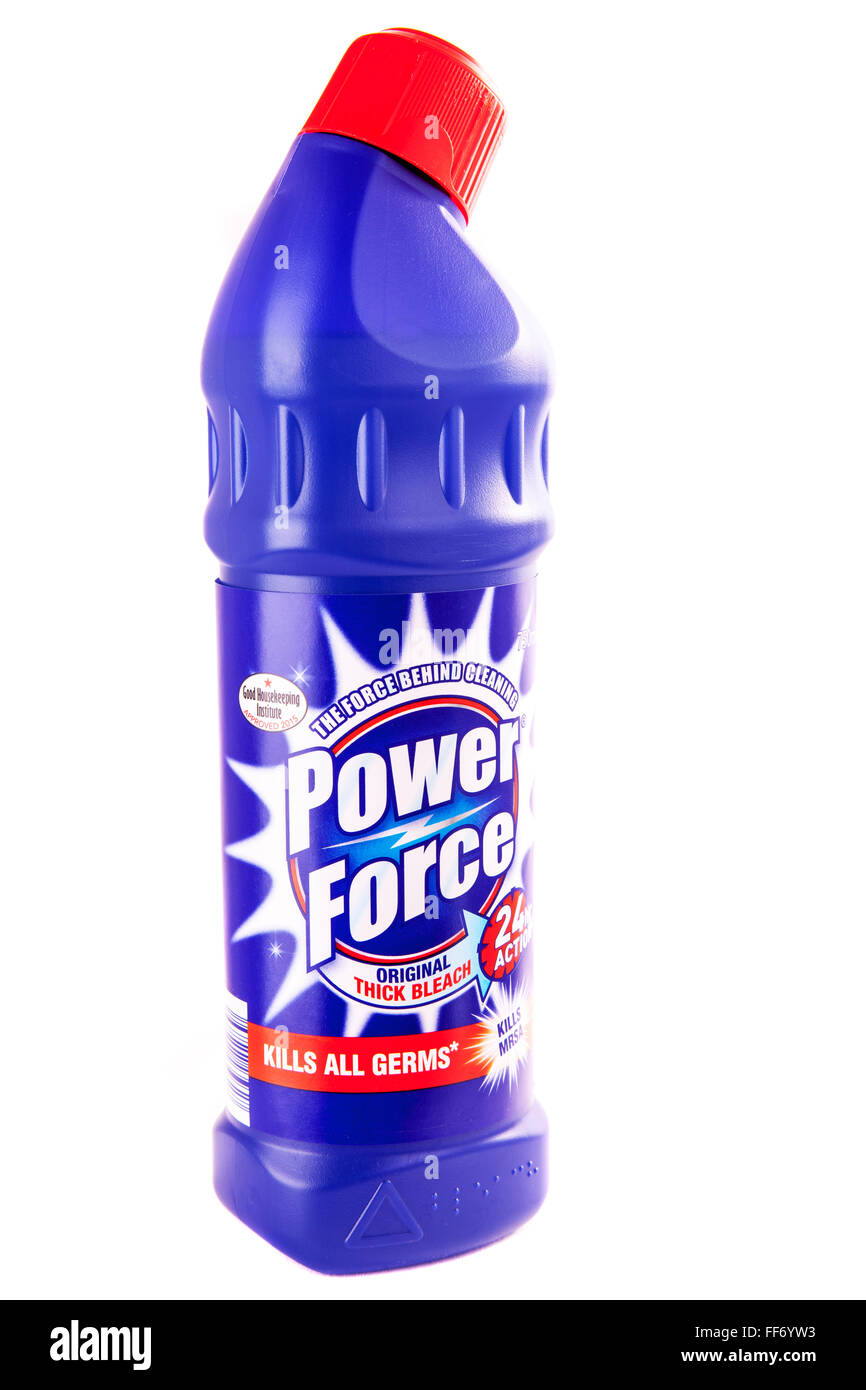 Botella de blanqueador mata todos los gérmenes de la fuerza de alimentación SARM cleaner limpieza de producto envasado recorte recorte aislado fondo blanco Foto de stock
