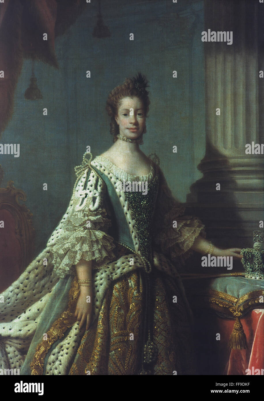QUEEN CHARLOTTE (1744-1818). /NCharlotte Sophia de Mecklenburg-Strelitz. Reina consorte del Rey George III de Gran Bretaña. Óleo sobre lienzo, c1762, studio de Allan Ramsay. Foto de stock