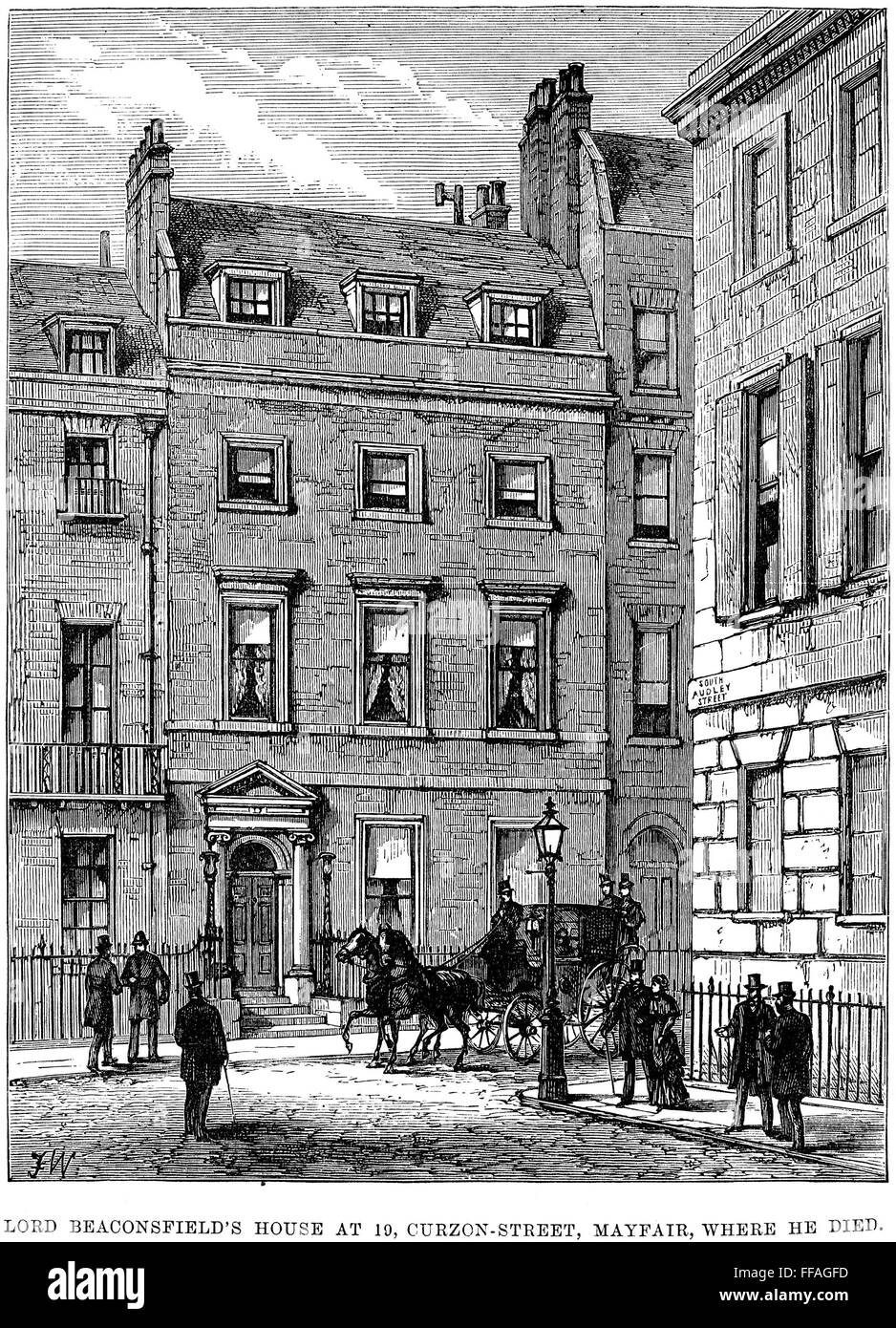 Benjamín Disraeli /n(1804-1881). 1º conde de Beaconsfield. Estadista y escritor inglés. "Lord Beaconsfield's House at 10, Curzon-Street, Mayfair, donde murió." El grabado en madera de un periódico inglés de 1881. Foto de stock