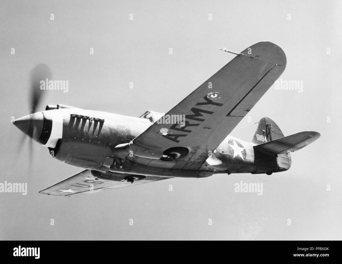 CURTISS P-40 avión de combate. /Nel Curtiss P-40 Warhawk de combate y aviones de ataque a tierra fotografiado durante la Segunda Guerra Mundial. Foto de stock