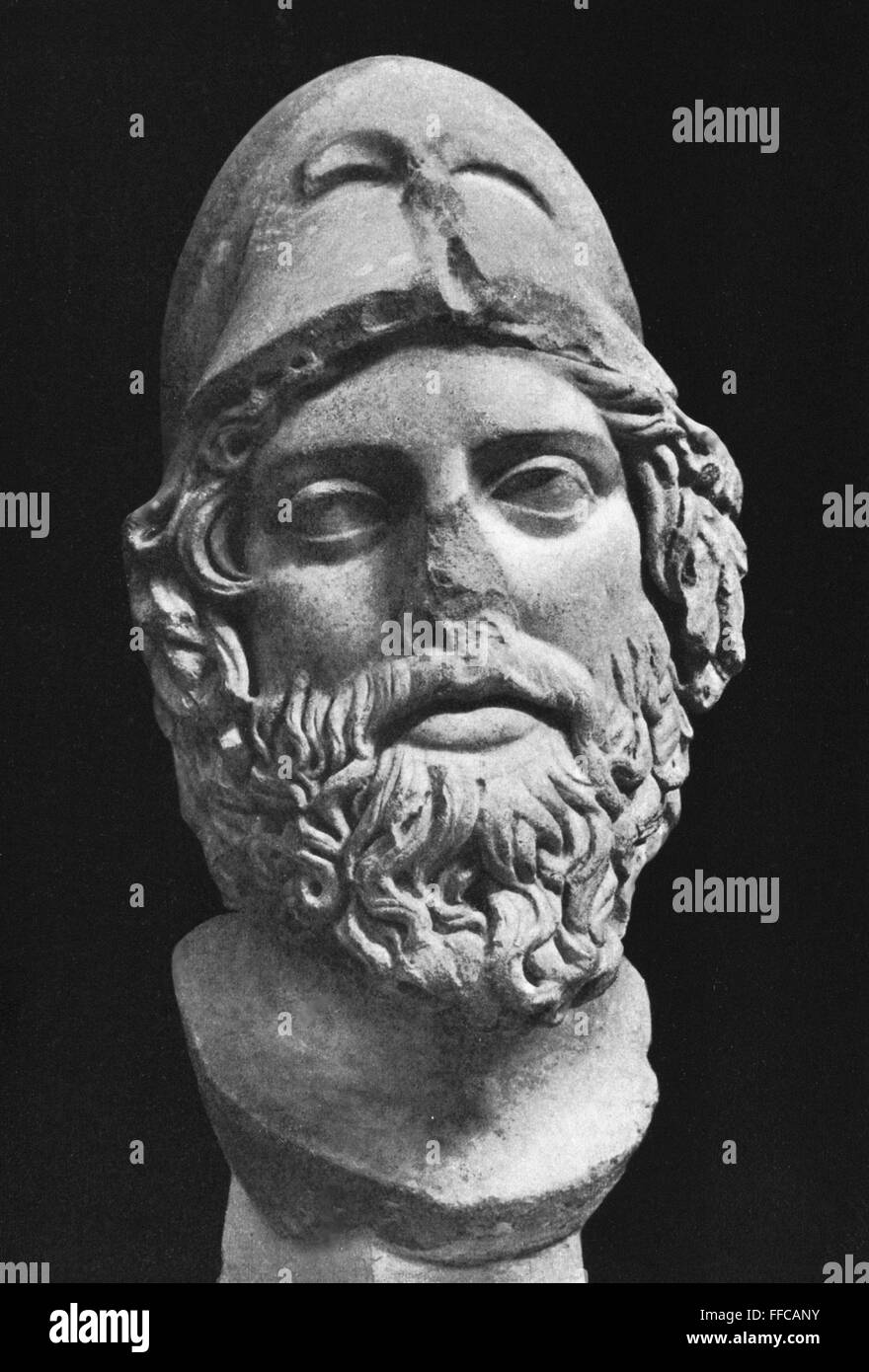 GENERAL romano. /NAntique busto de mármol de un desconocido general romano. Foto de stock