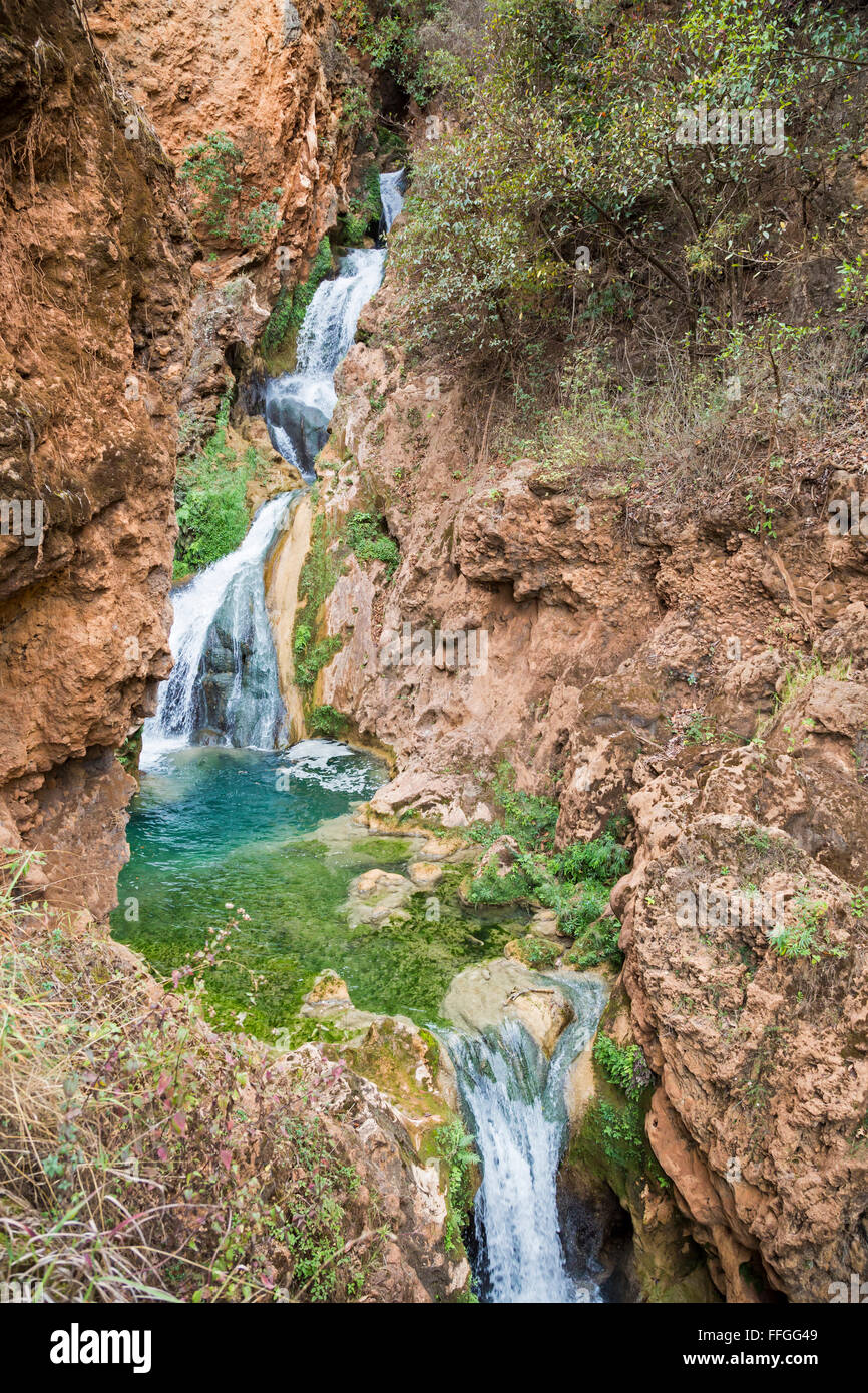 Santiago Apoala, Oaxaca, México - Una cascada cerca de la aldea de Apoala,  un pequeño pueblo de montaña Fotografía de stock - Alamy