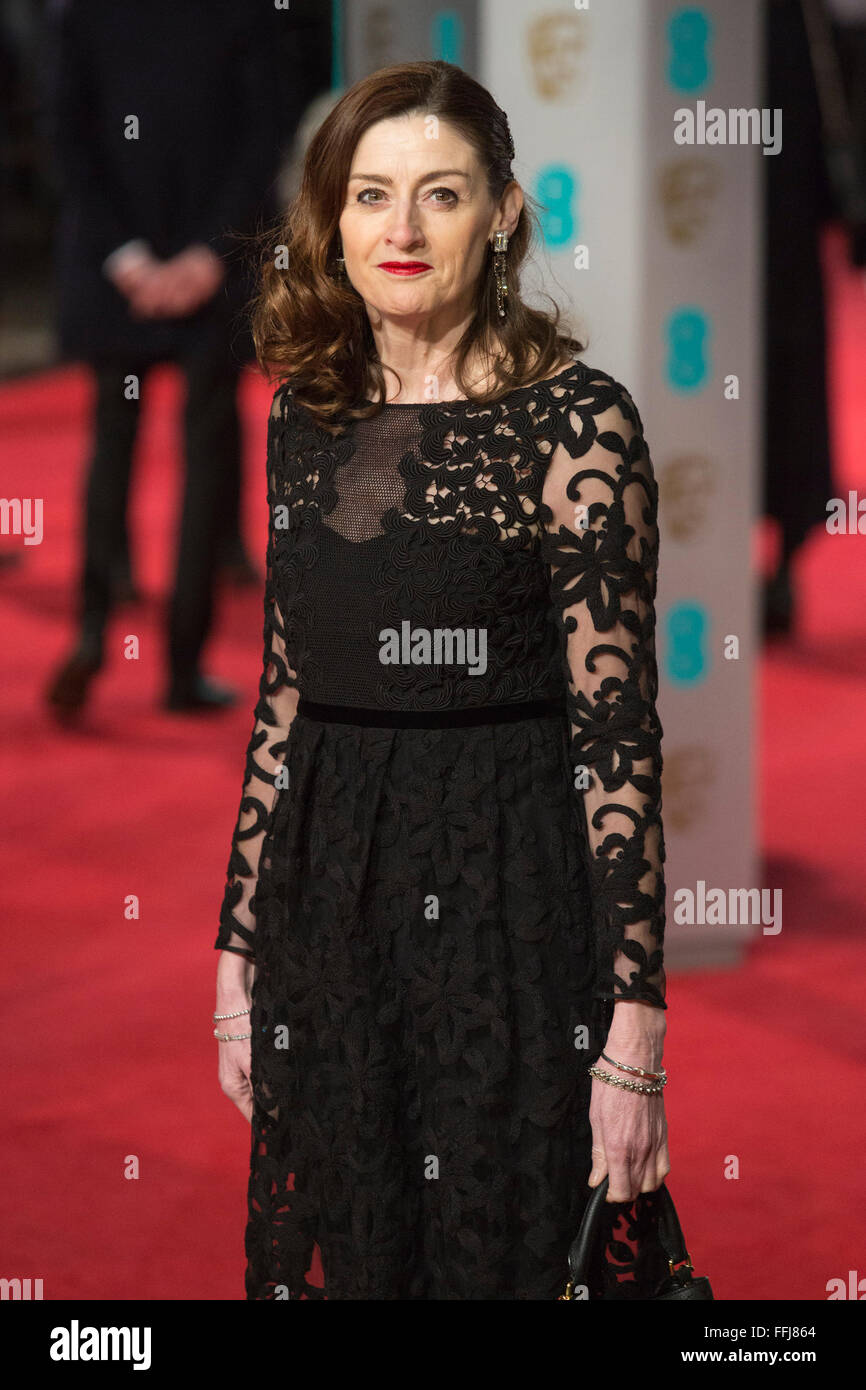 Londres, Reino Unido. 14 de febrero de 2016. Amanda Berry, CEO de Bafta. Alfombra roja para la 69EE British Academy Film Awards, los BAFTA, en la Royal Opera House. Crédito: fotografías vibrantes/Alamy Live News Foto de stock