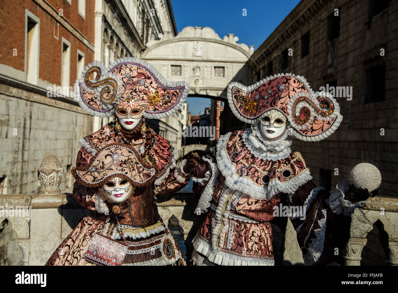 Disfraces de carnaval veneciano Foto de stock