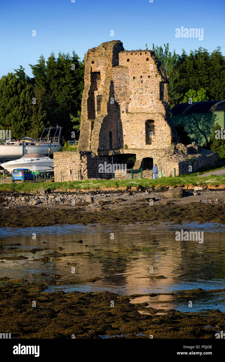 Castillo Sketrick Ballydorn Whiterock, Strangford Lough, Co Down, Irlanda  del Norte Fotografía de stock - Alamy