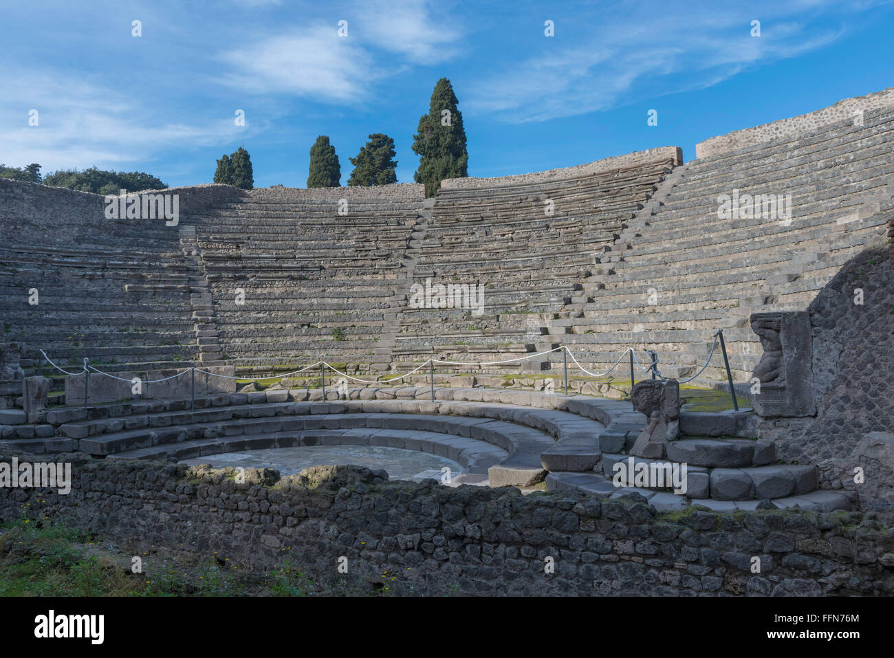 Anfiteatro de Pompeya o arena romana en la antigua ciudad de Pompeya, Italia, Europa Foto de stock
