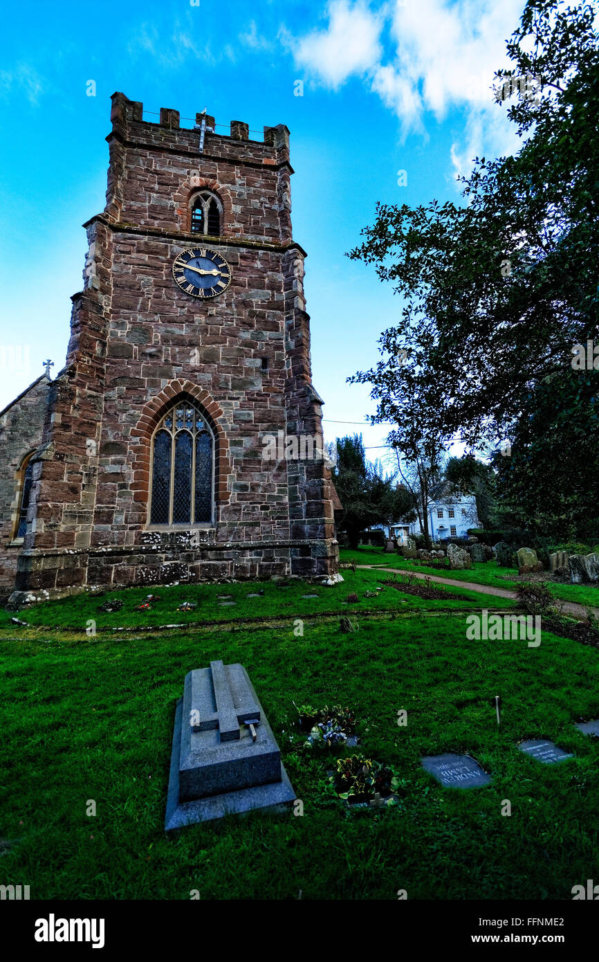 La iglesia de San Juan Bautista en whitbourne es uno de un grupo de seis parroquias que conforman la parroquia de mayor whitbourne Foto de stock