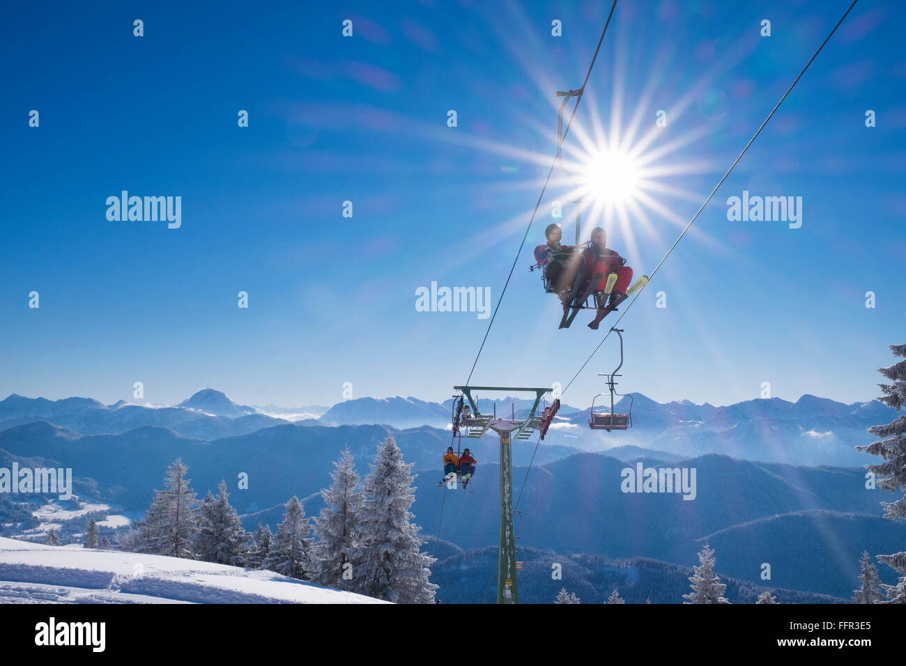 Telesilla Finstermünz, ski resort Brauneck, Lenggries, Isarwinkel Prealps, Baviera, Alta Baviera, Baviera, Alemania Foto de stock