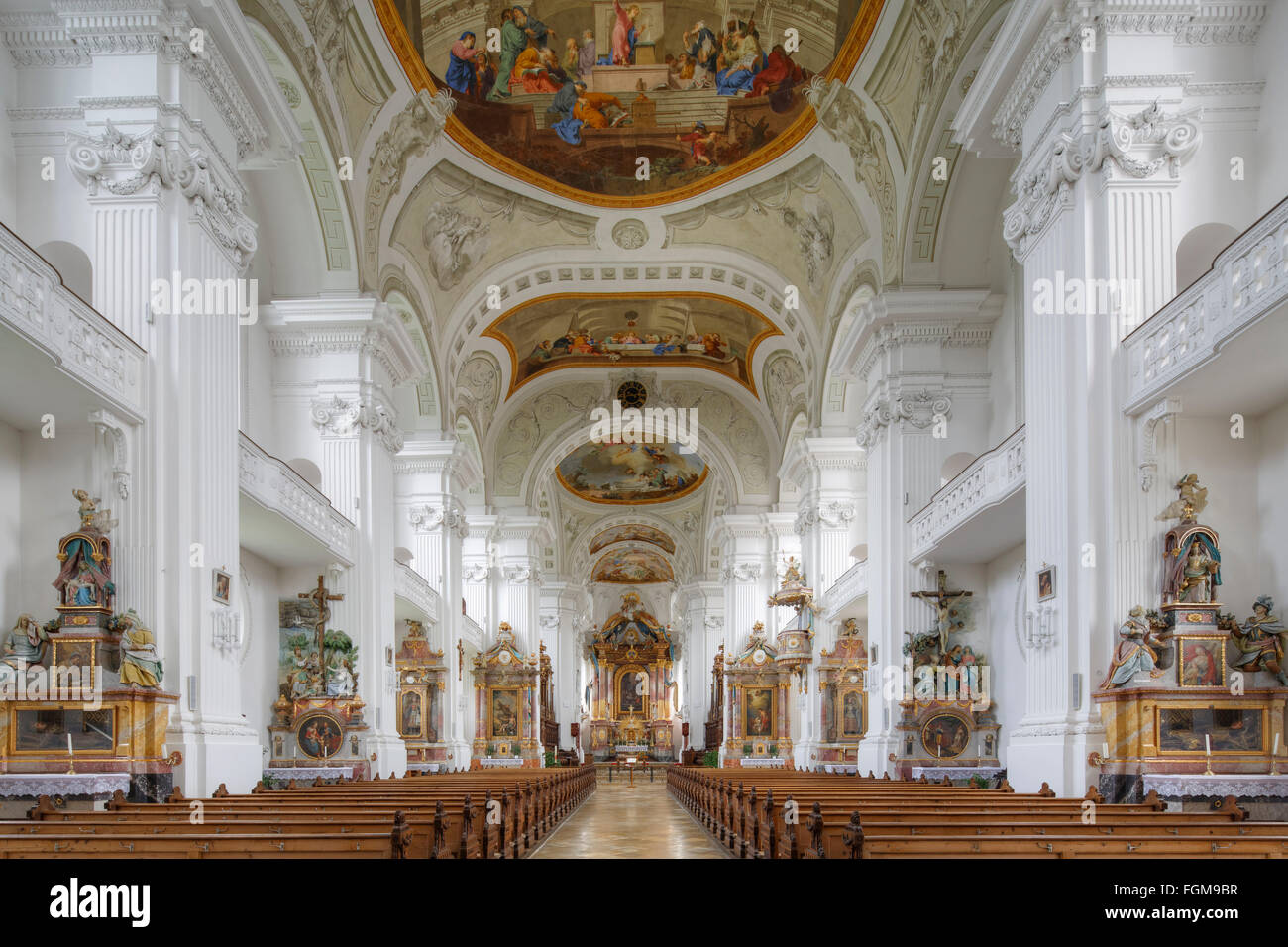 Interior de la iglesia del monasterio de Santa Verena, Rot an der Rot Abbey, Rot an der Rot, Suabia superior, suabia, Baden-Württemberg Foto de stock