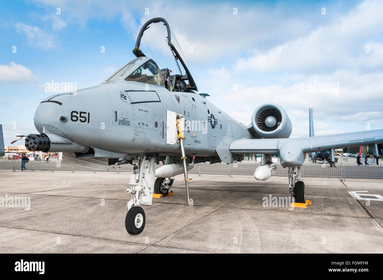 República Fairchild A-10 Thunderbolt II (estacionado) mostrando la nariz de 30 mm montado en el GAU-8/A Avenger autocannon giratorio Foto de stock