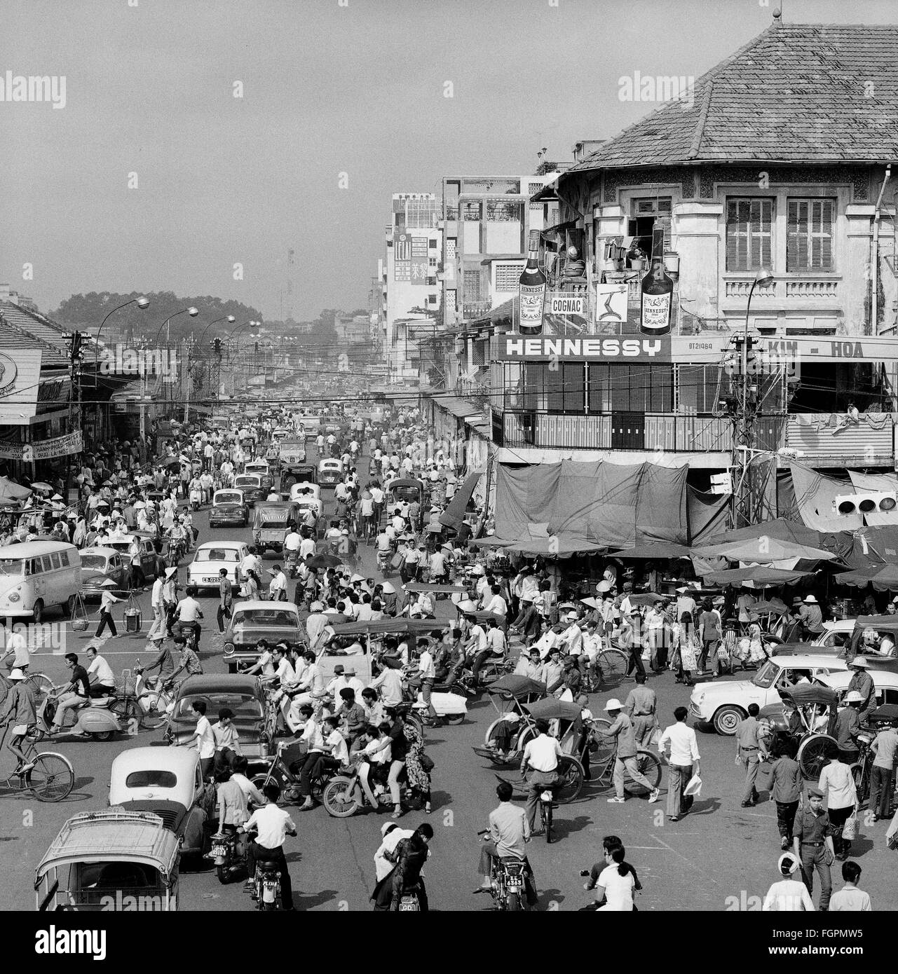 Geografía / viajes, Vietnam, Ciudad Ho Chi Minh (Saigón), tráfico pesado en la calle le Lai, alrededor de 1972, Derechos adicionales-Clearences-no disponible Foto de stock