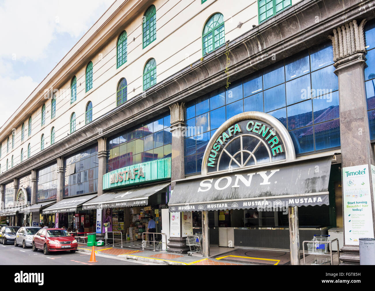 Fachada de la 24-hora Mustafa Center Shopping Mall en Little India,  Singapur Fotografía de stock - Alamy