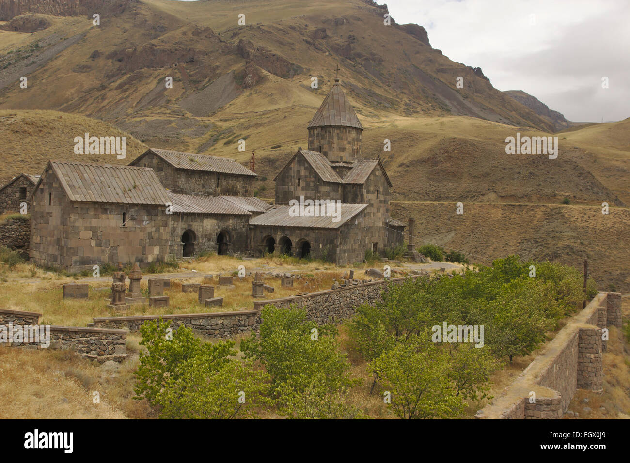 Monasterio Vorotnavank cerca de Sisian, Armenia Foto de stock