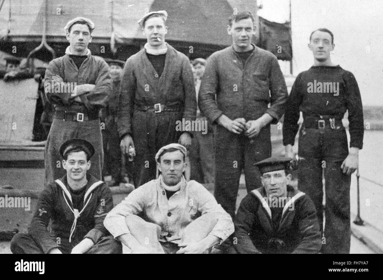 WW1 marineros n cubierta Foto de stock
