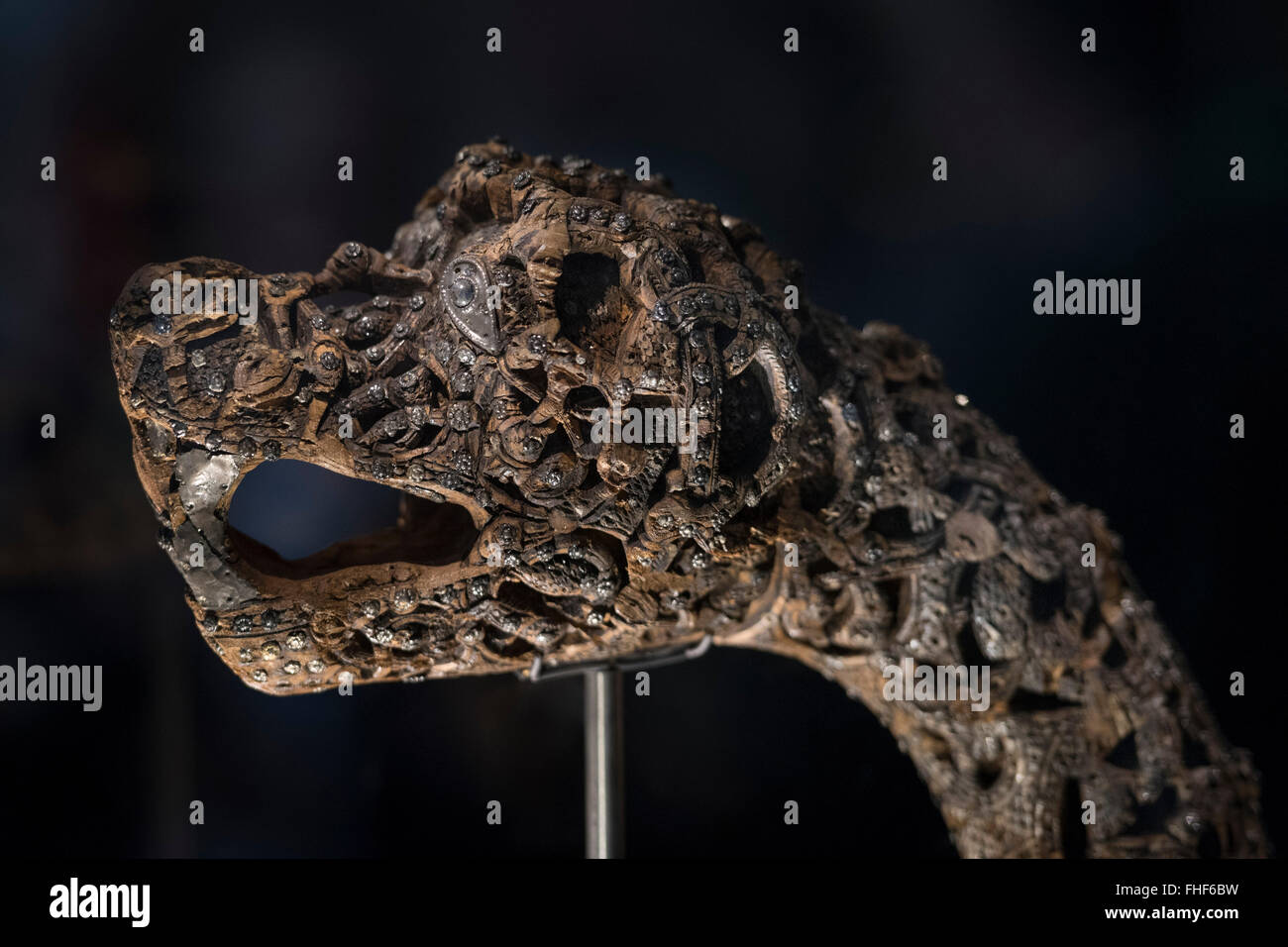 Cabeza de animal de madera tallada, post, arqueológicos encontrar desde el barco de Oseberg grave, Museo de Barcos Vikingos, Vikingskiphuset, Bygdoy Foto de stock