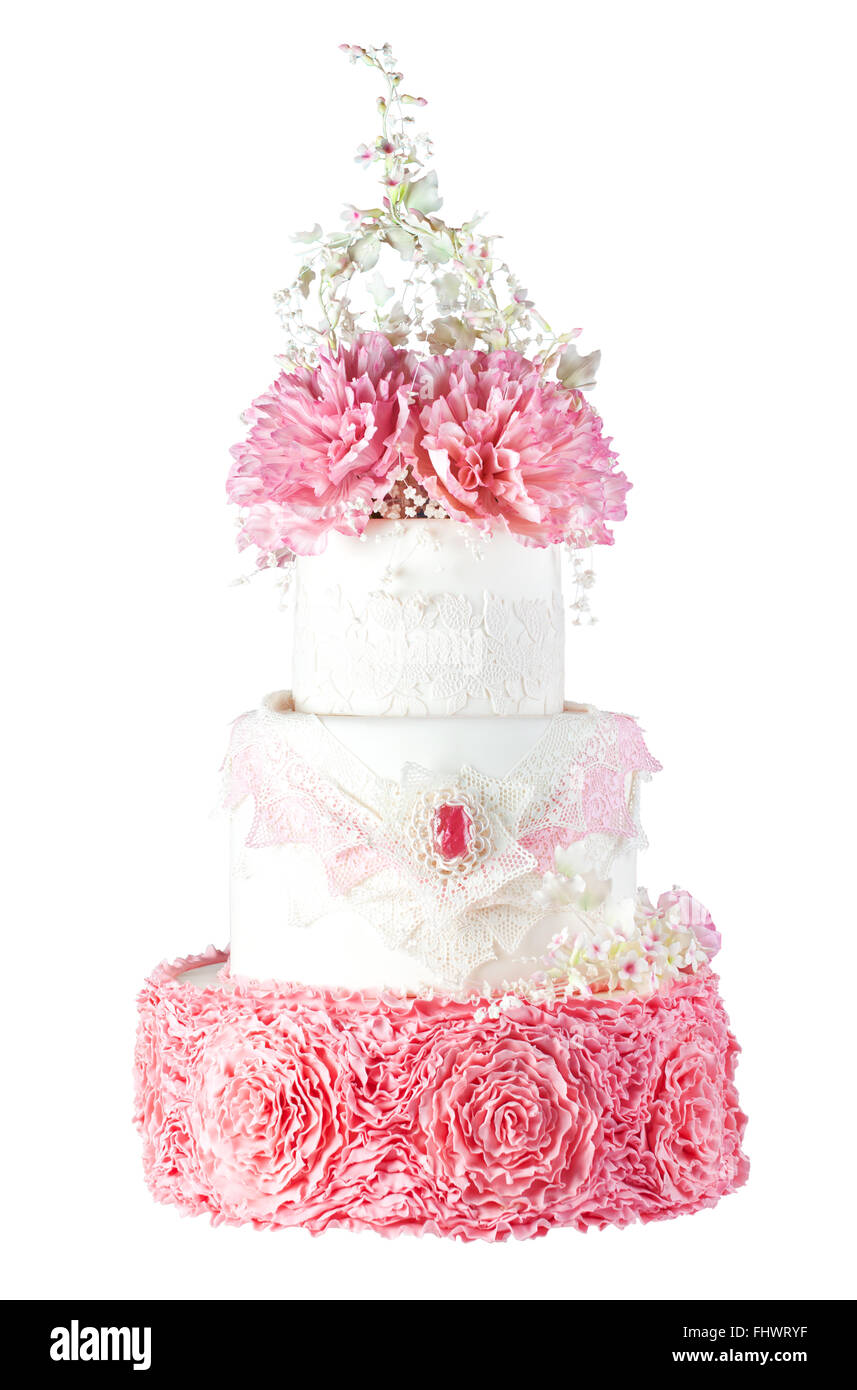 Rojo blanco y rosa pastel de boda decorado con flores de peonía y arreglos florales. Aislado sobre fondo blanco. Foto de stock