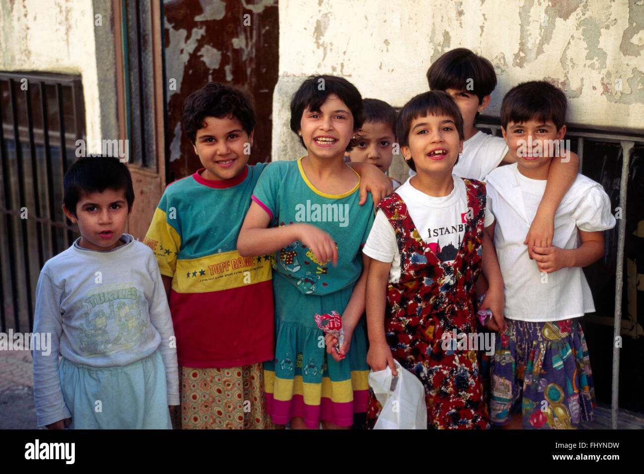 Niños turcos estambul fotografías e imágenes de alta resolución Alamy