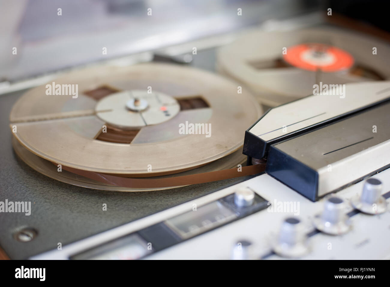 Grabadora de cinta de audio Vintage música detalle en cinta magnética Foto de stock