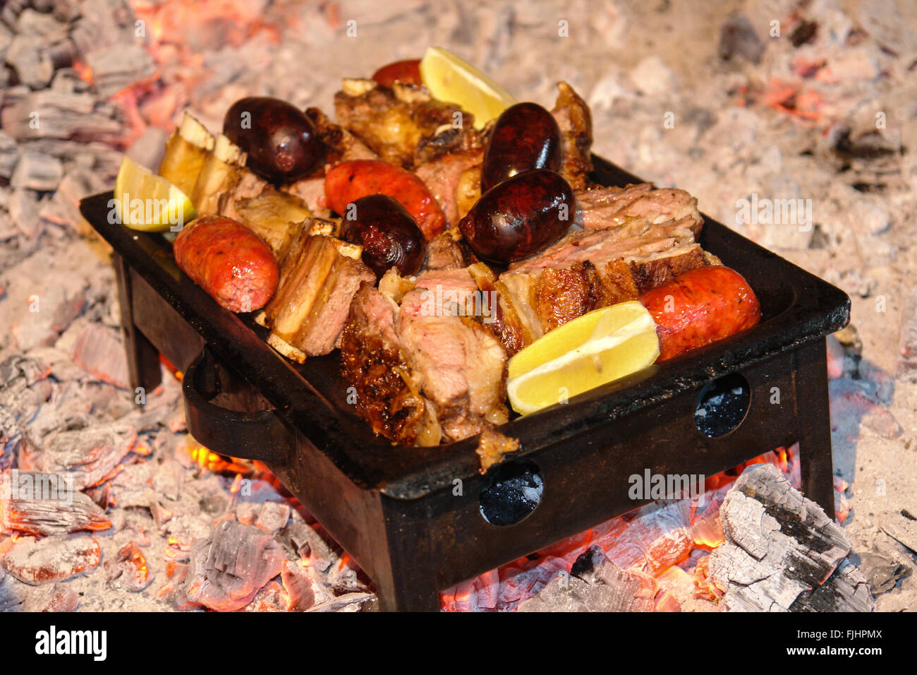 Carne a la parrilla. Comida típica de América del Sur Fotografía de