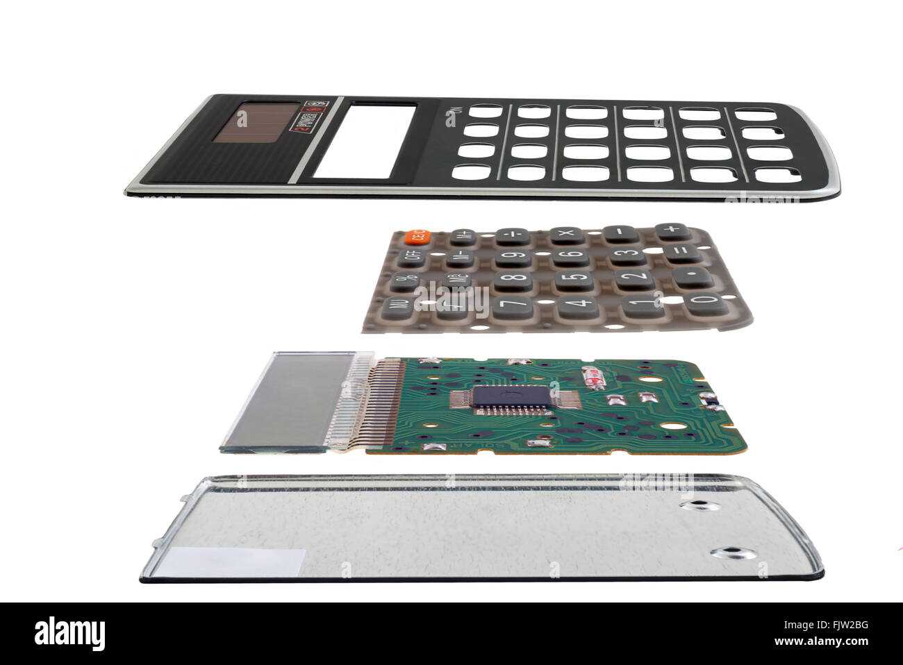 Calculadora chip instalado en circuito integrado macro, calculadora aislado  sobre fondo blanco Fotografía de stock - Alamy