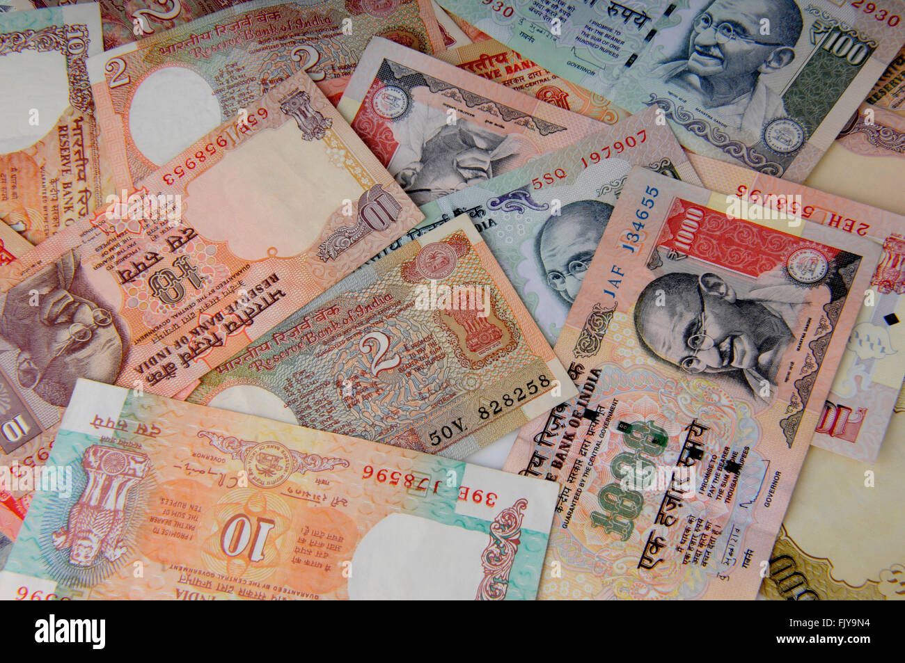 Moneda india notas Foto de stock