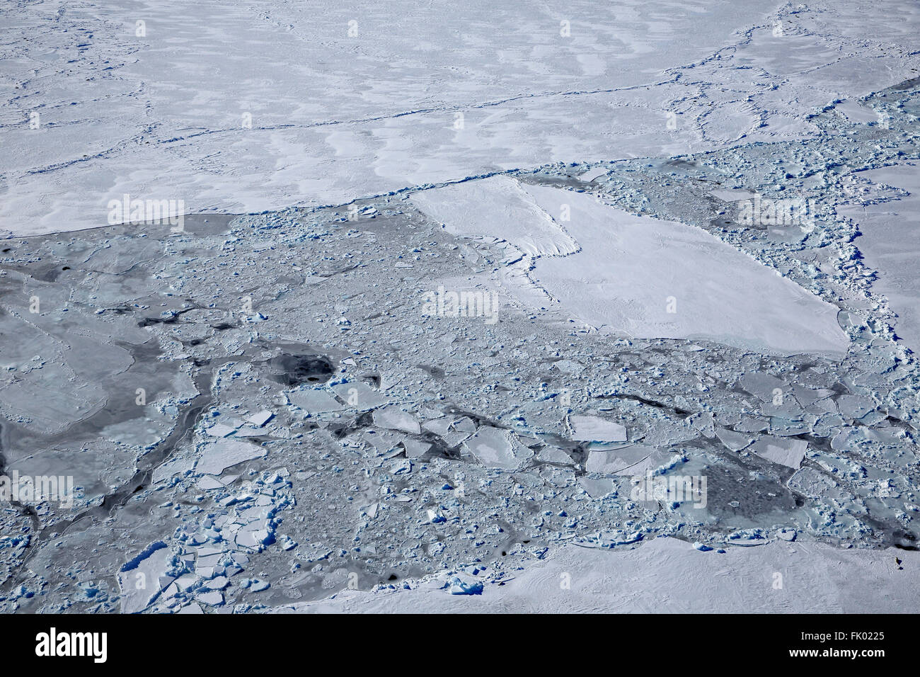 Bloques de hielo, en invierno, el Magdalen Islands, Golfo de San Lorenzo, Quebec, Canadá, América del Norte Foto de stock