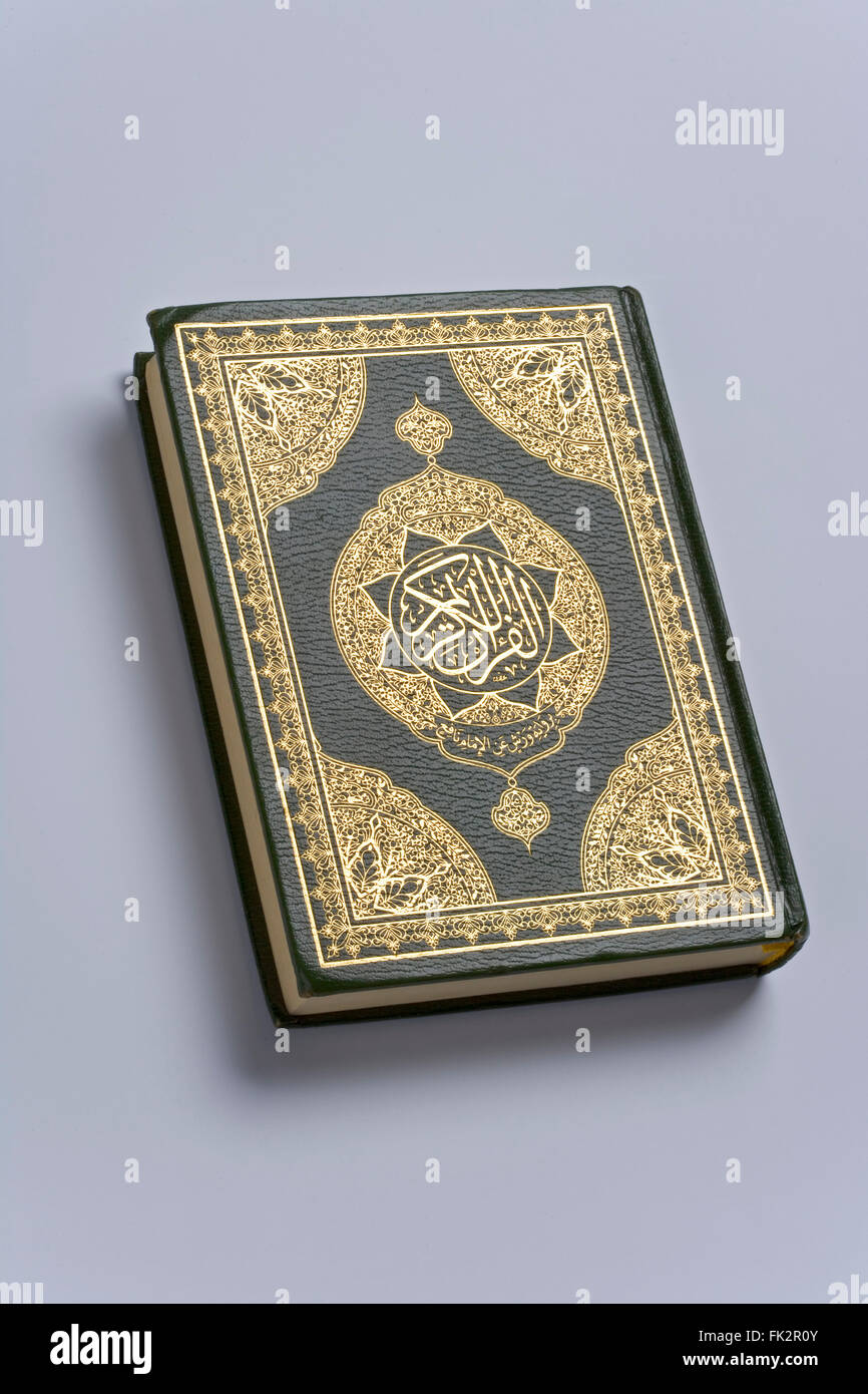 El Santo Corán Libro de la religión del Islam Foto de stock
