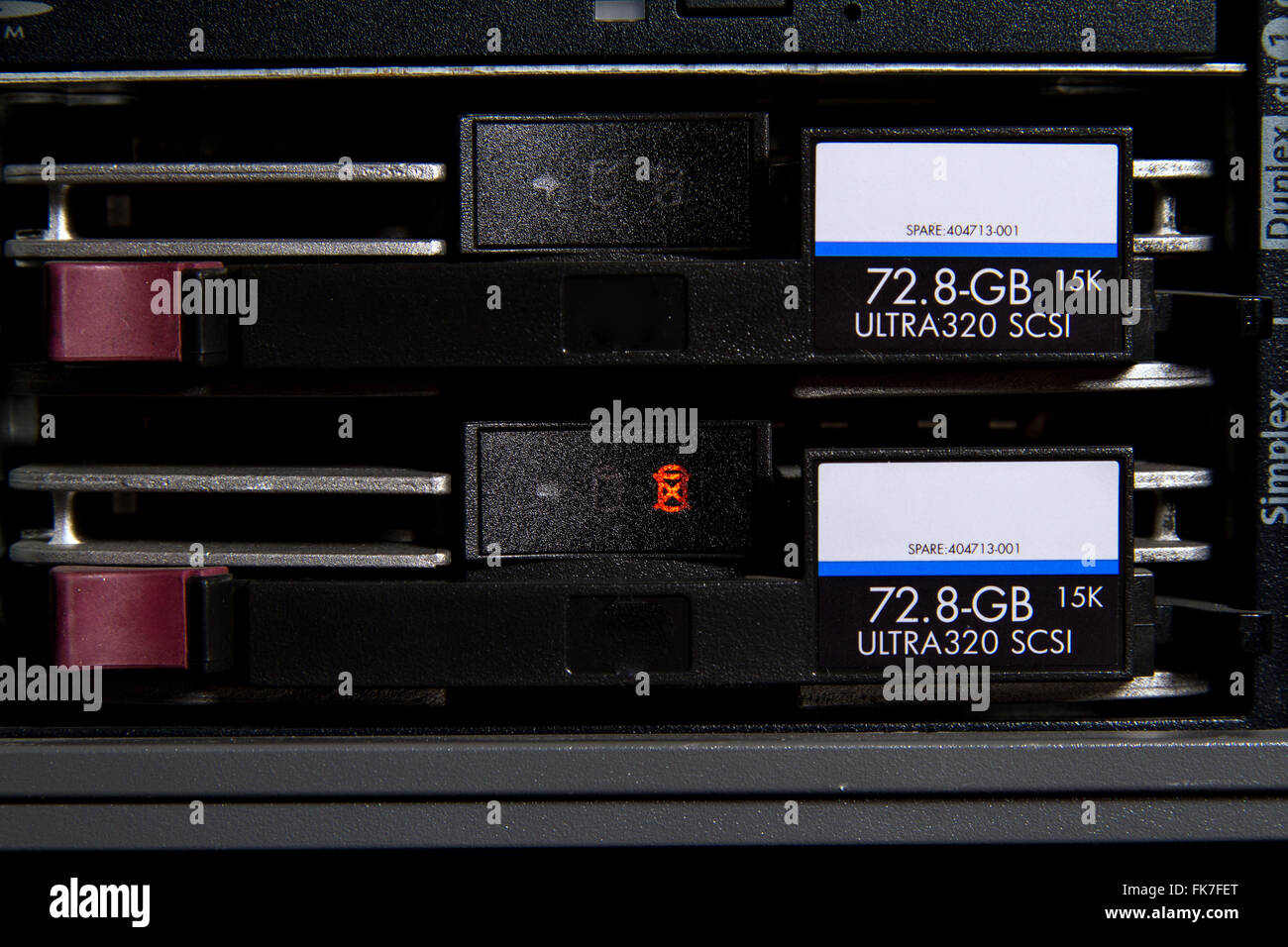 Las unidades de disco del servidor de 72,8 GB Foto de stock