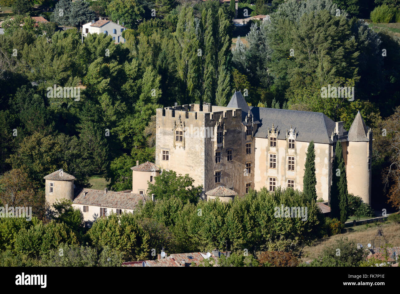 & Medieval castillo renacentista (c14th) Allemagne en Provence Alpes-de-Haute-Provence Provence Francia Foto de stock