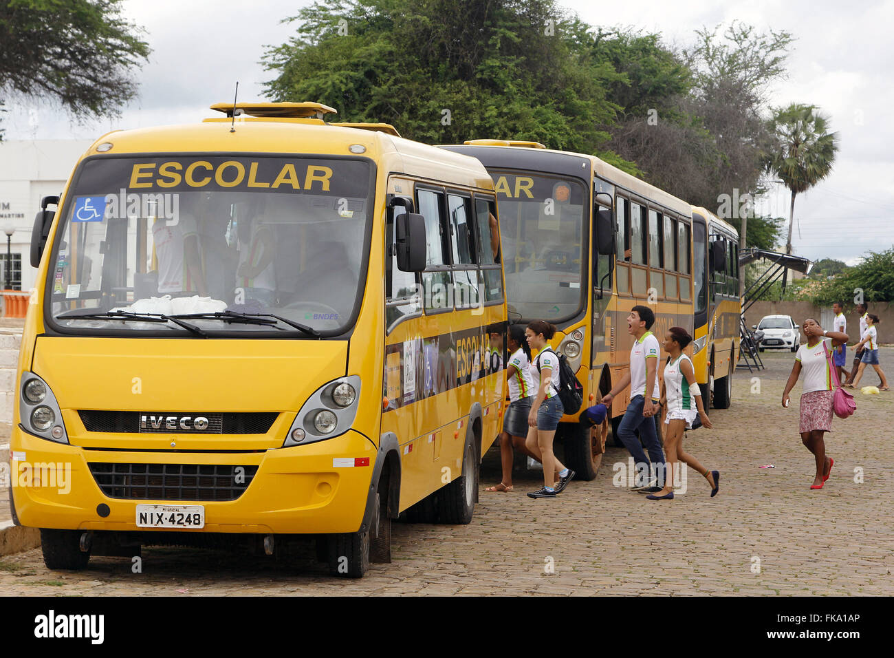 Los estudiantes del Centro de Enseñanza CEMTI de medio tiempo completo Joao Henrique de Almeida Sousa Foto de stock