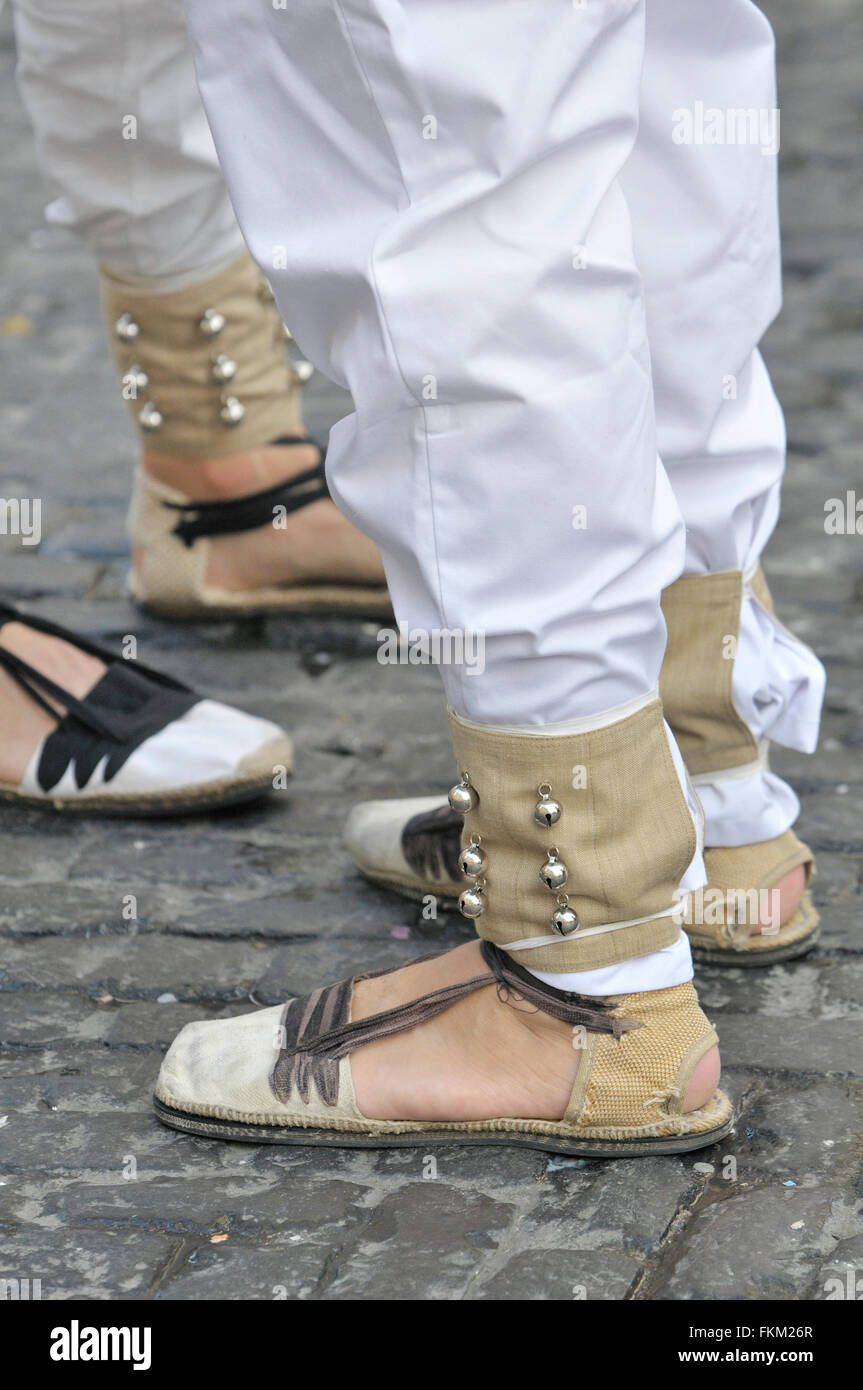 Espardenyes fotografías e de resolución - Alamy