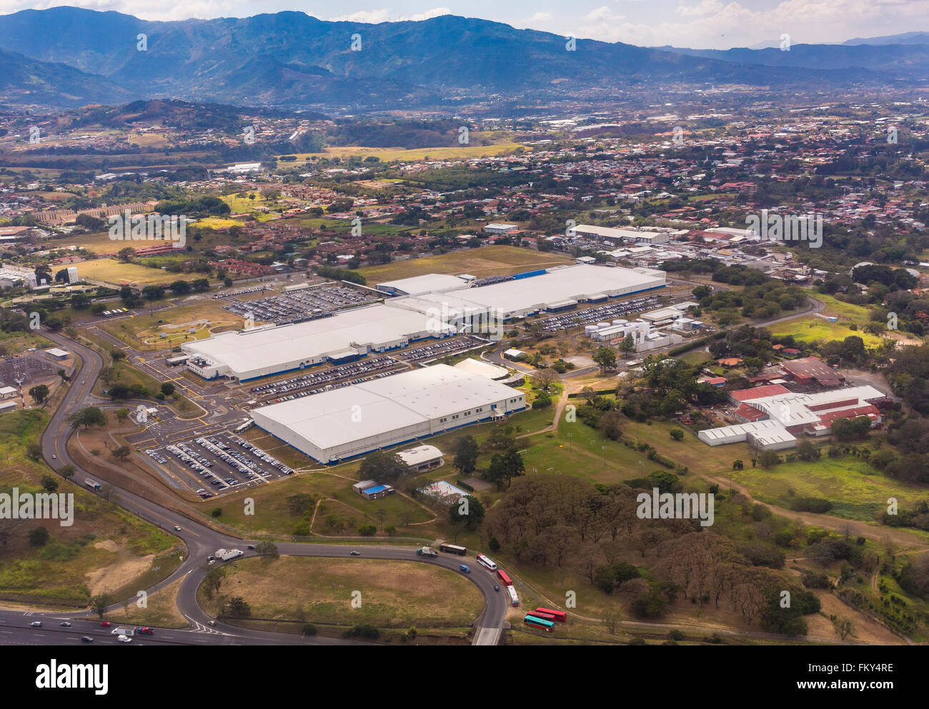 ALAJUELA, COSTA RICA vista aérea de la planta de fabricación de chips