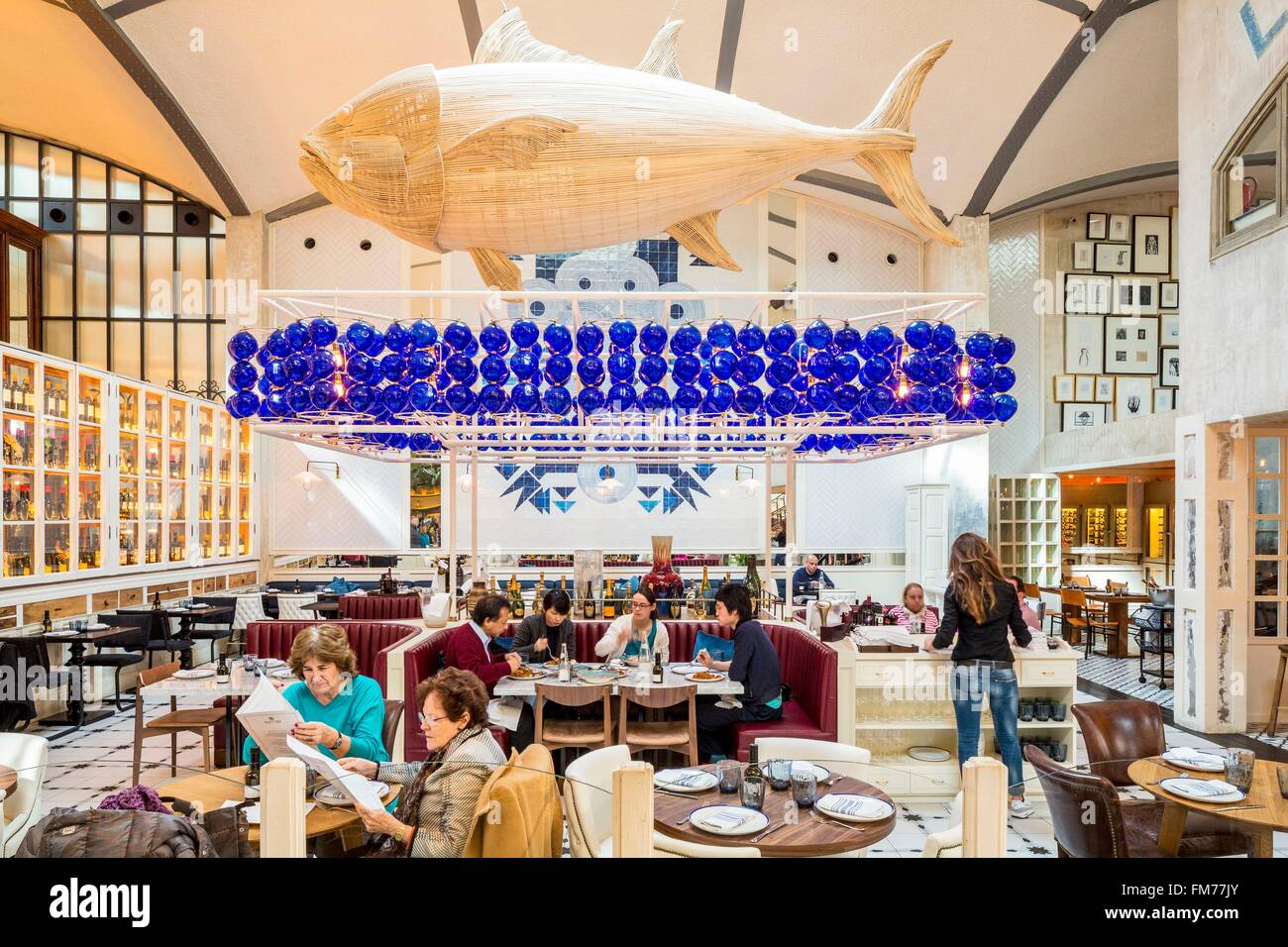 Fish restaurant barcelona spain fotografías e imágenes de alta resolución -  Alamy