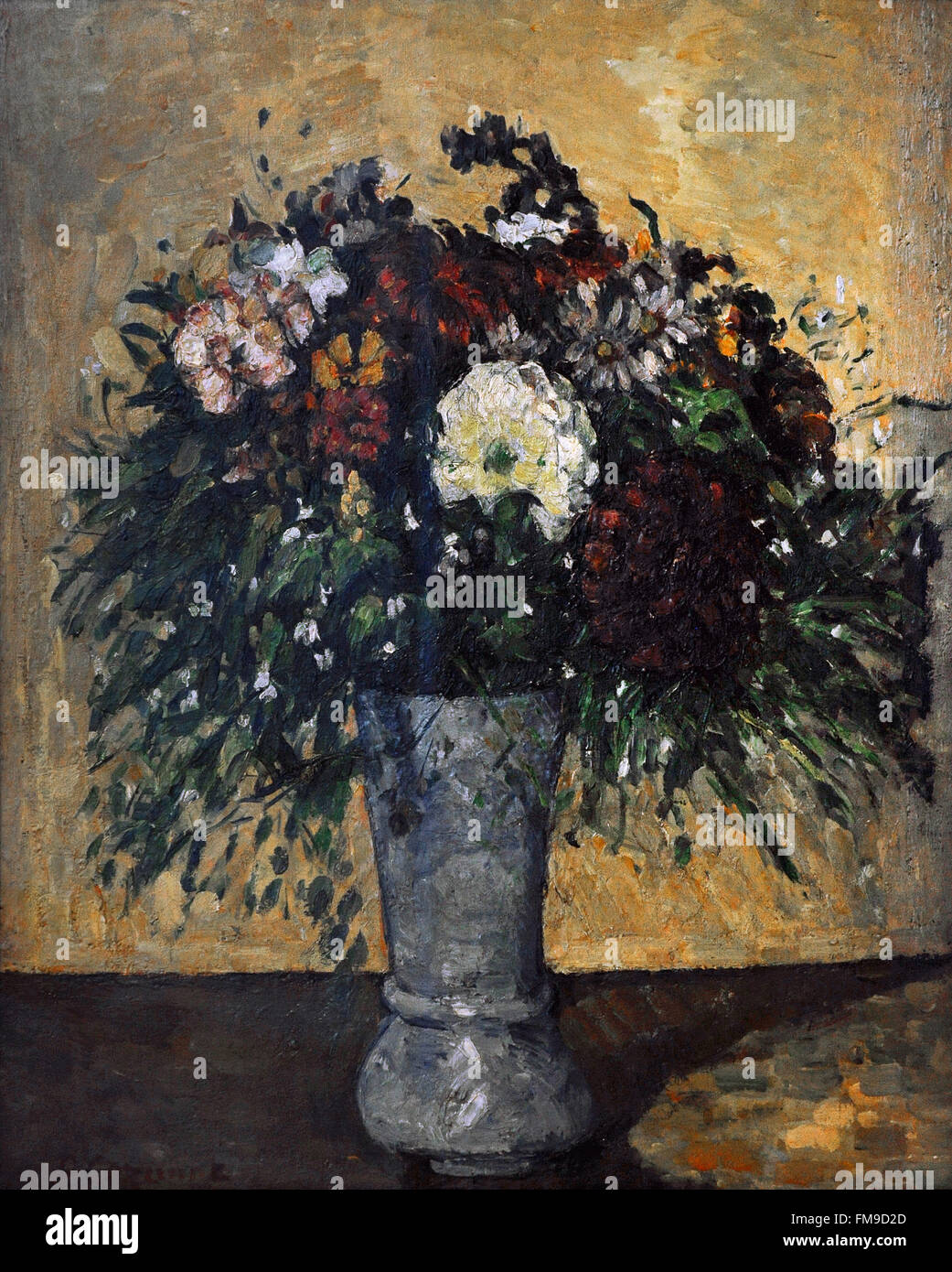 Paul Cézanne (1839-1906). El pintor francés. Ramo de flores en un jarrón, ca. 1877. Óleo sobre lienzo. El Museo Estatal del Hermitage. San Petersburgo. Rusia. Foto de stock