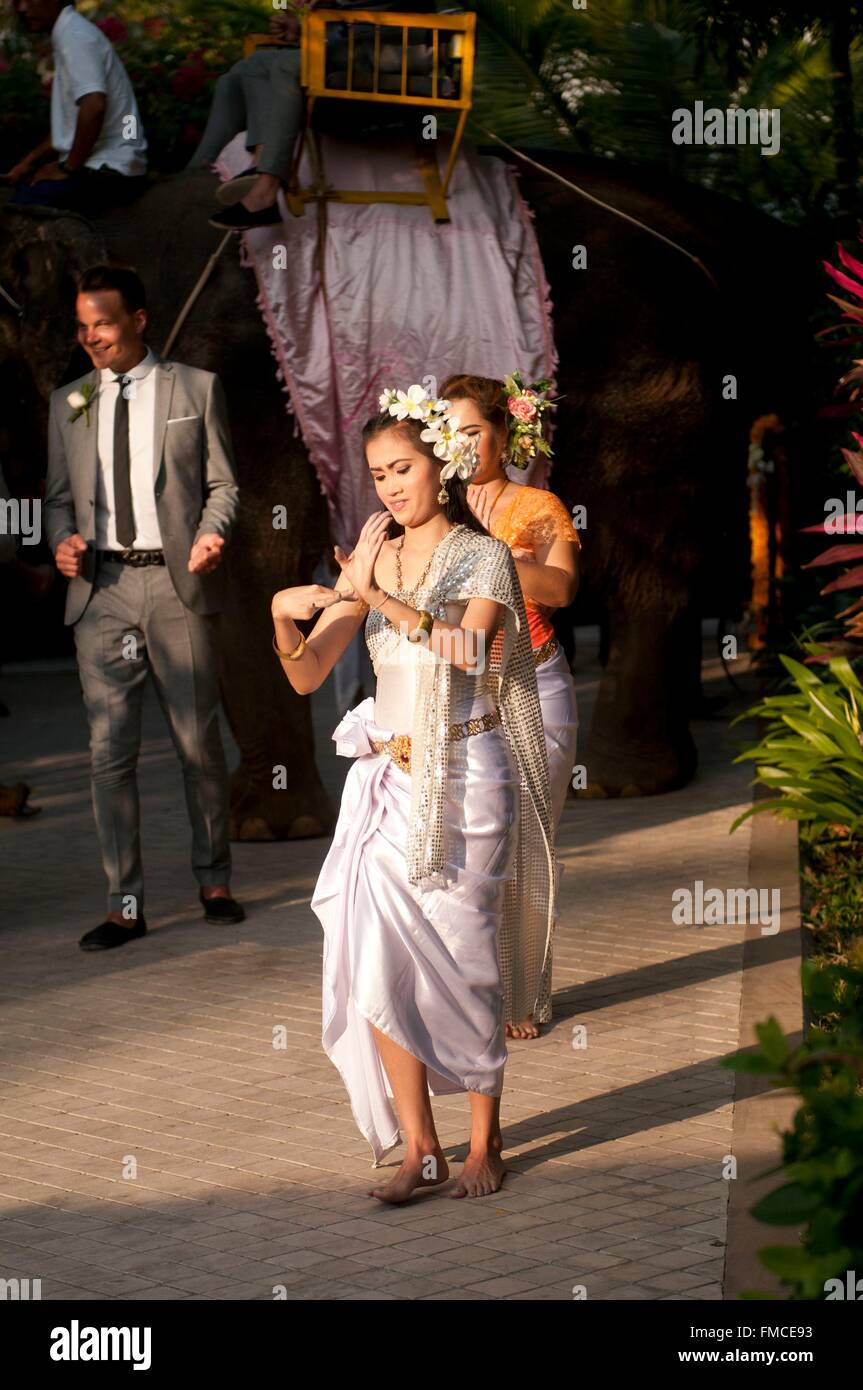 Tailandia, Koh Samui, el matrimonio con extranjeros, la bailarina Foto de stock