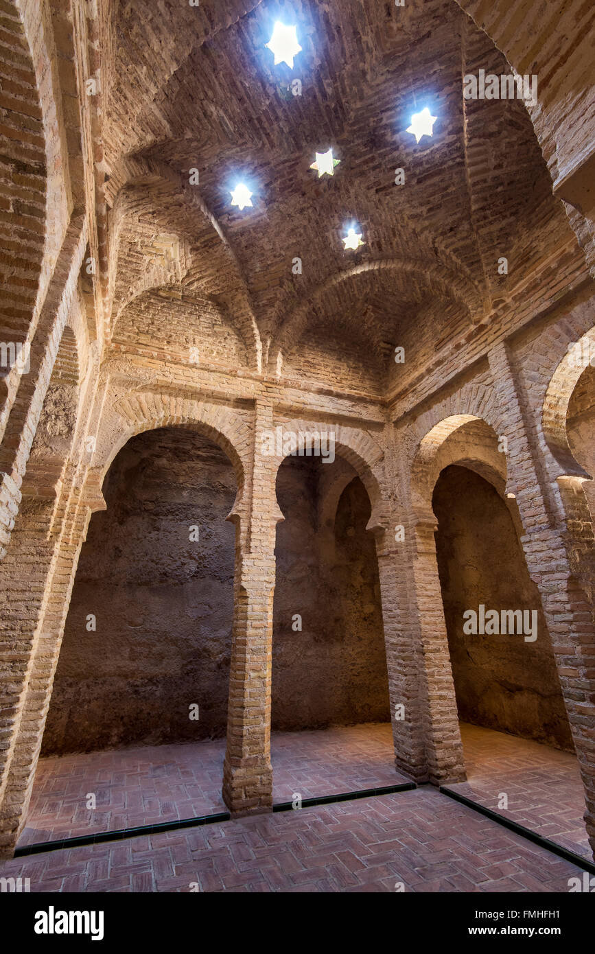 Baños árabes, Alcázar, Jerez de la Frontera, Andalucía, España Fotografía  de stock - Alamy