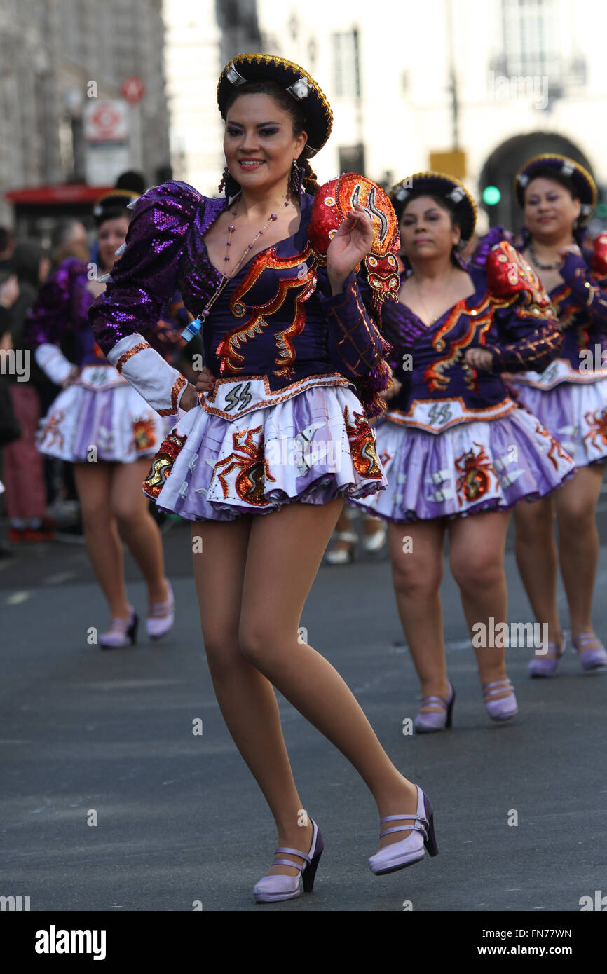 Baile desfile caporales bolivianos fotografías e imágenes de alta  resolución - Alamy