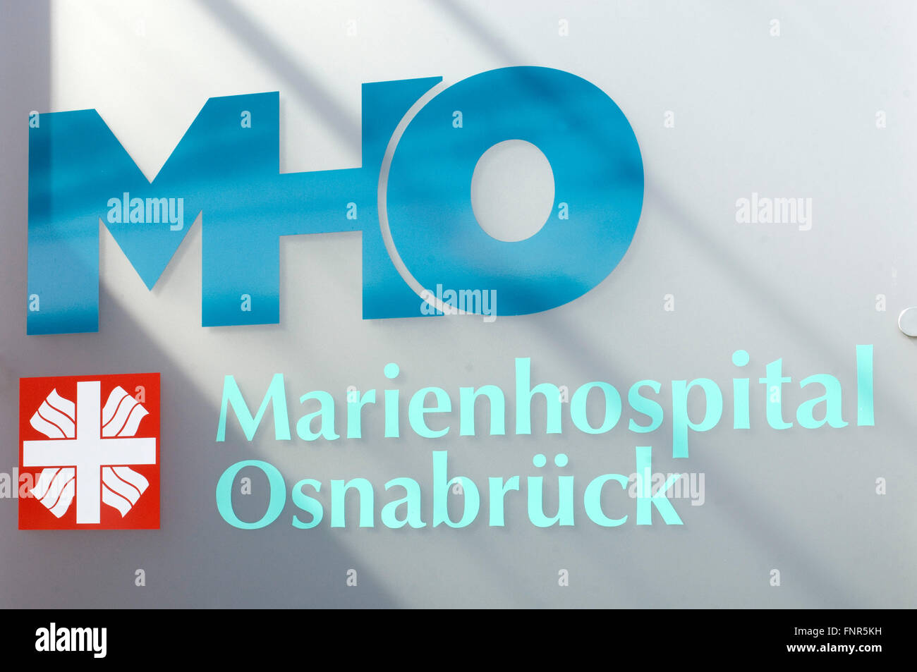 Signo de la entrada principal del Hospital, Marien Osnabruck, Alemania. Foto de stock