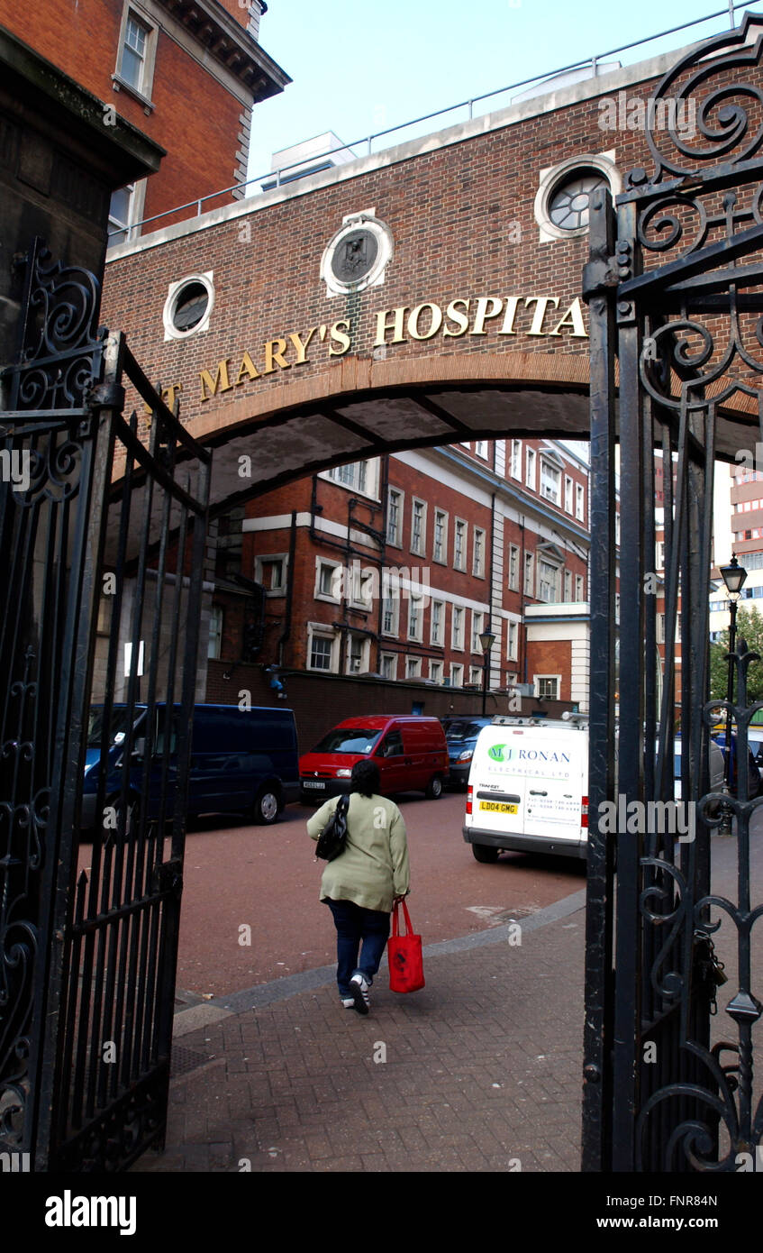 Saint Mary's Hospital está situado en Paddington, en Londres. Fue fundada en 1845. Hasta 1988 el hospital tenía su propia escuela de medicina Foto de stock