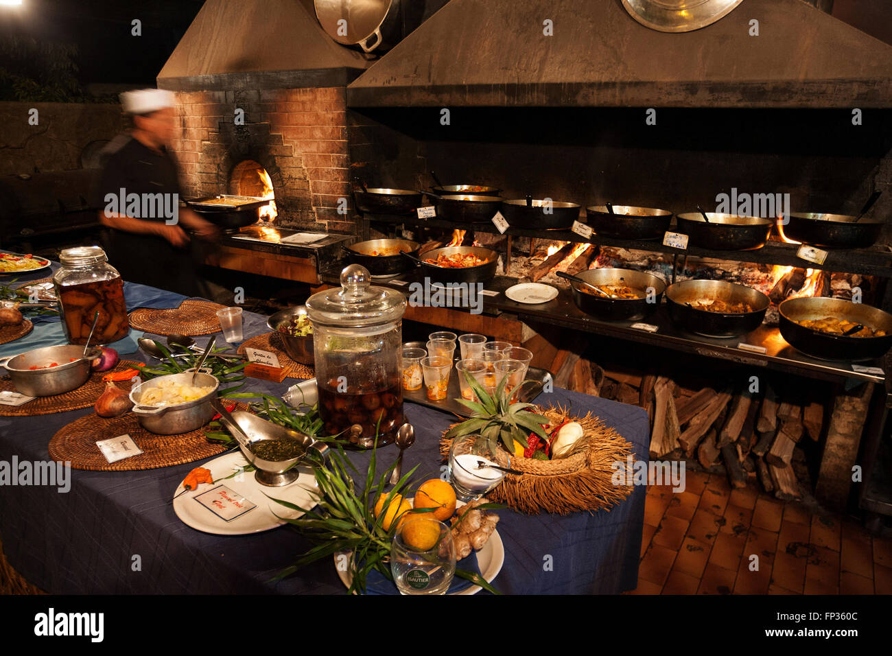 Creole buffet fotografías e imágenes de alta resolución - Alamy