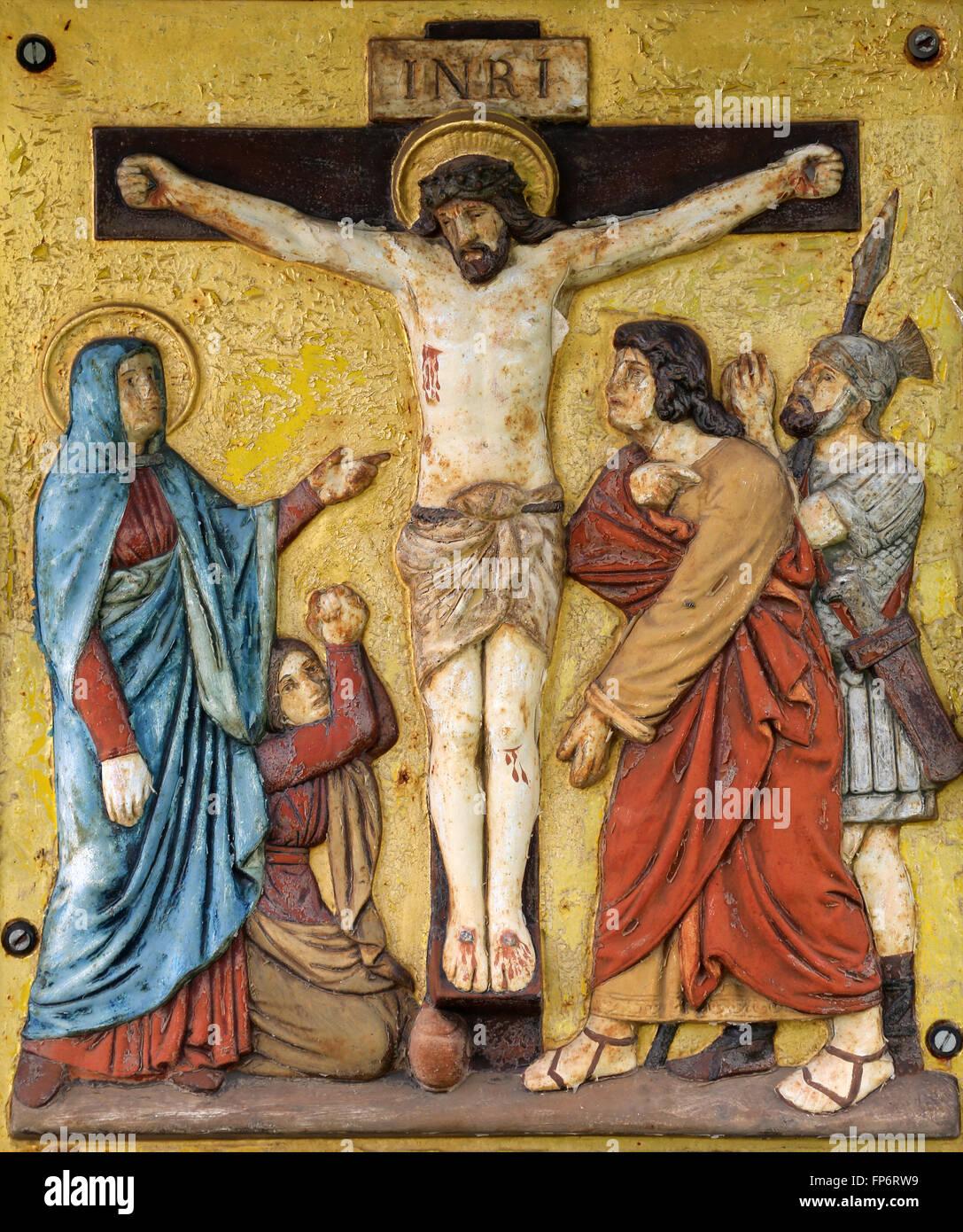 Jesús muere en la cruz, 12 estaciones de la Cruz en Hohenberg, Alemania el 06 de mayo de 2014. Foto de stock