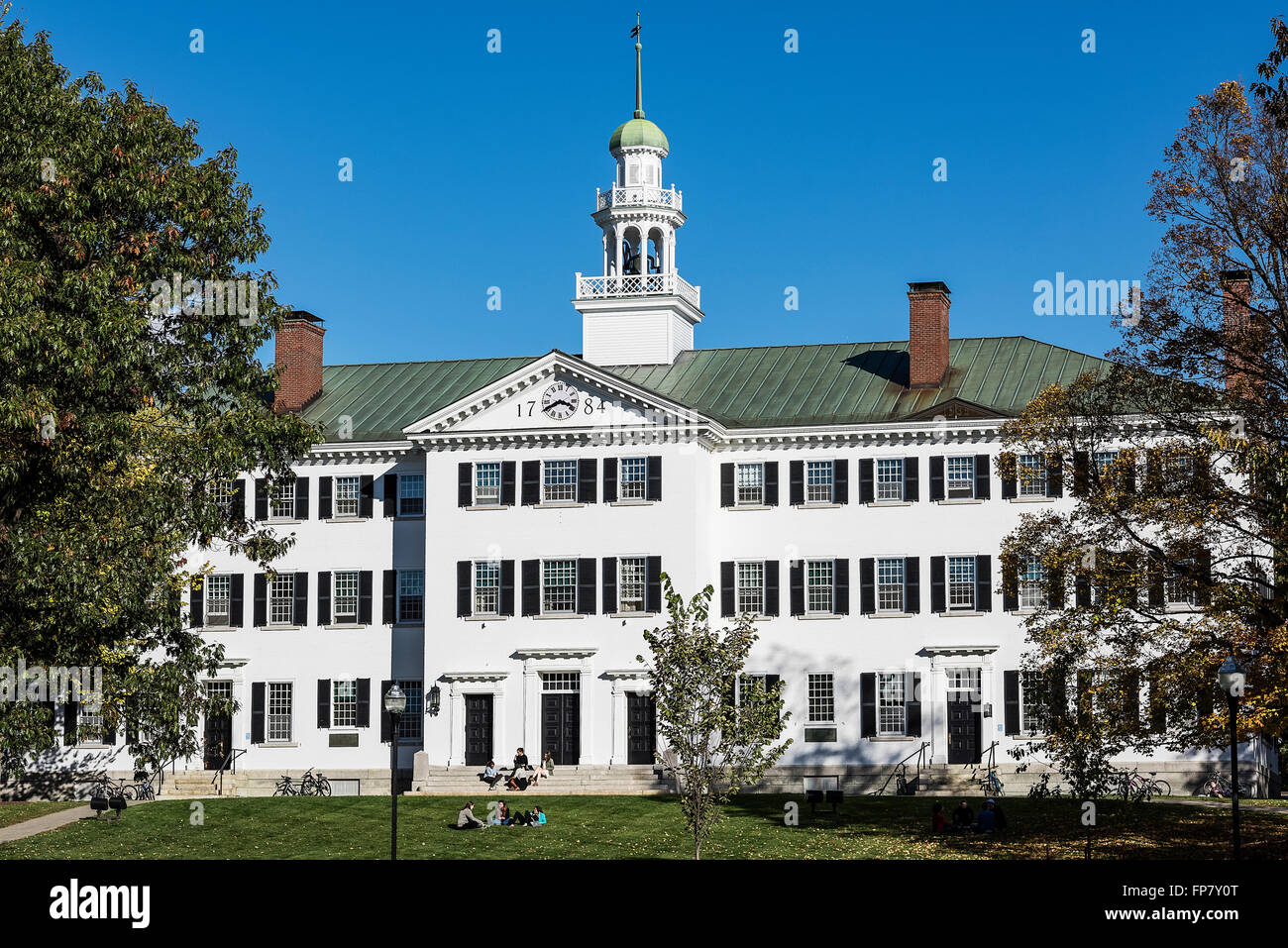 Dartmouth Hall, de la Universidad de Dartmouth, en Hanover, New Hampshire, EE.UU. Foto de stock