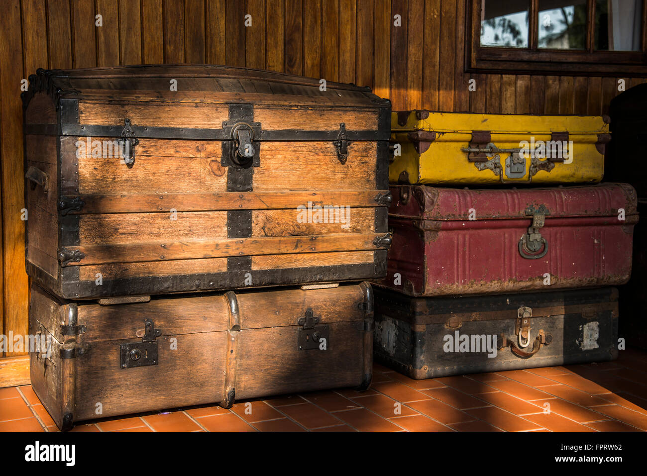 Vintage equipaje, Coach house, Tzaneen, Limpopo, Sudáfrica, África Foto de stock