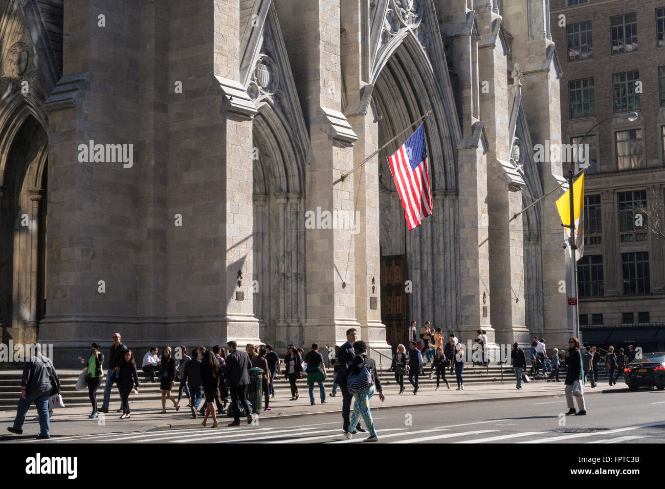 La Catedral de San Patricio, en la ciudad de Nueva York Foto de stock