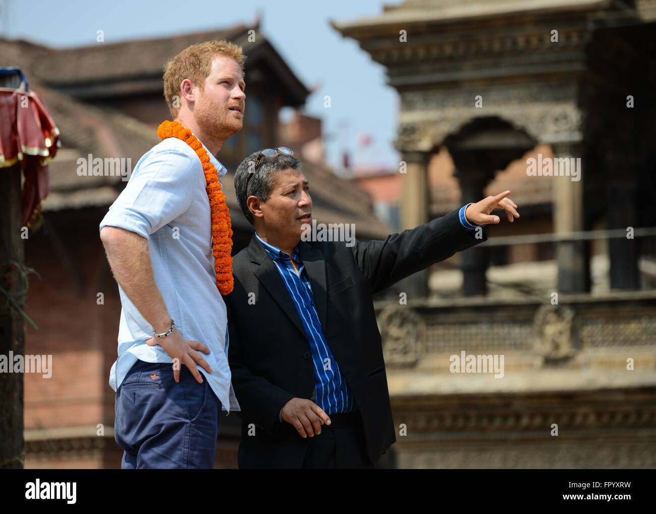 Patan, Nepal. 20 de marzo de 2016. Príncipe Harry visitas Patan Dubar Square durante su visita oficial de cinco días a Nepal. Crédito: Dutourdumonde/Alamy Live News Foto de stock