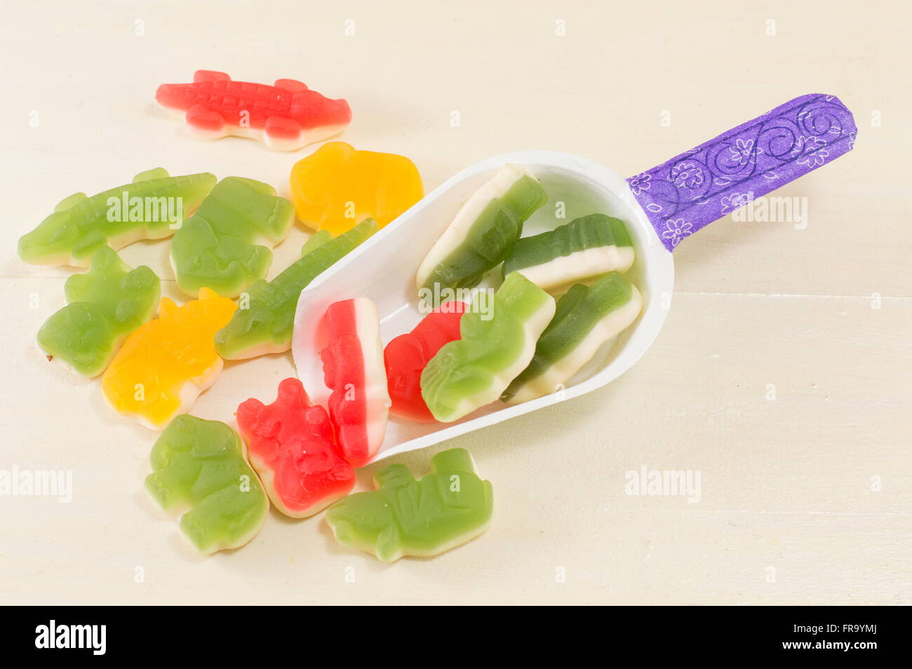 Boca con coloridos Jelly Beans Foto de stock