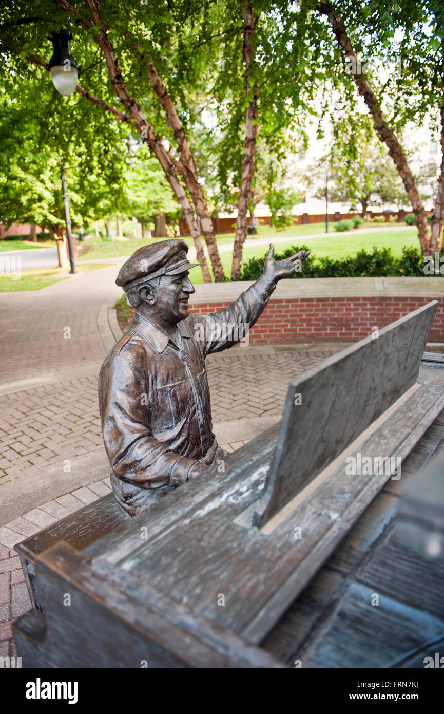 Owen bradley estatua, Owen bradley park plaza música en oriente, Nashville, Tennessee, EE.UU. Foto de stock