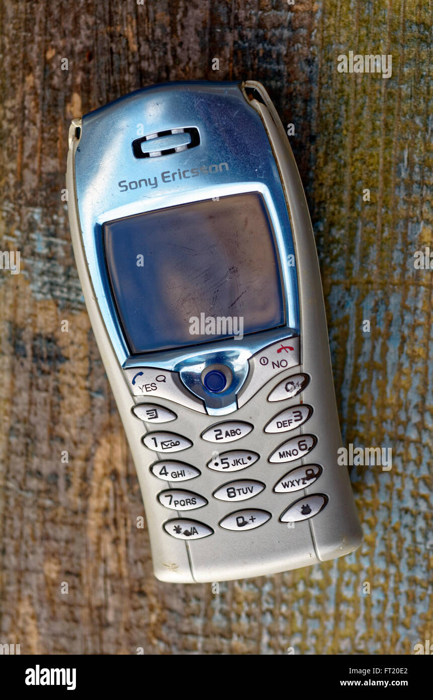 Retro sony analogue mobile telephone fotografías e imágenes de alta